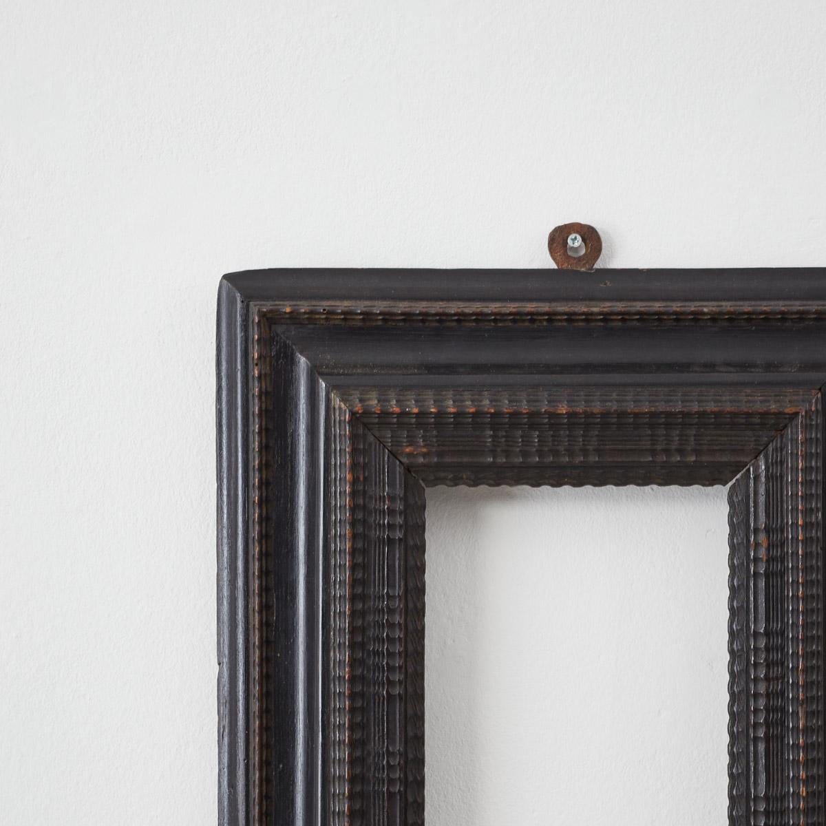 18th Century Small Italian Antique Ebonised Ripple Frame In Good Condition In London, GB
