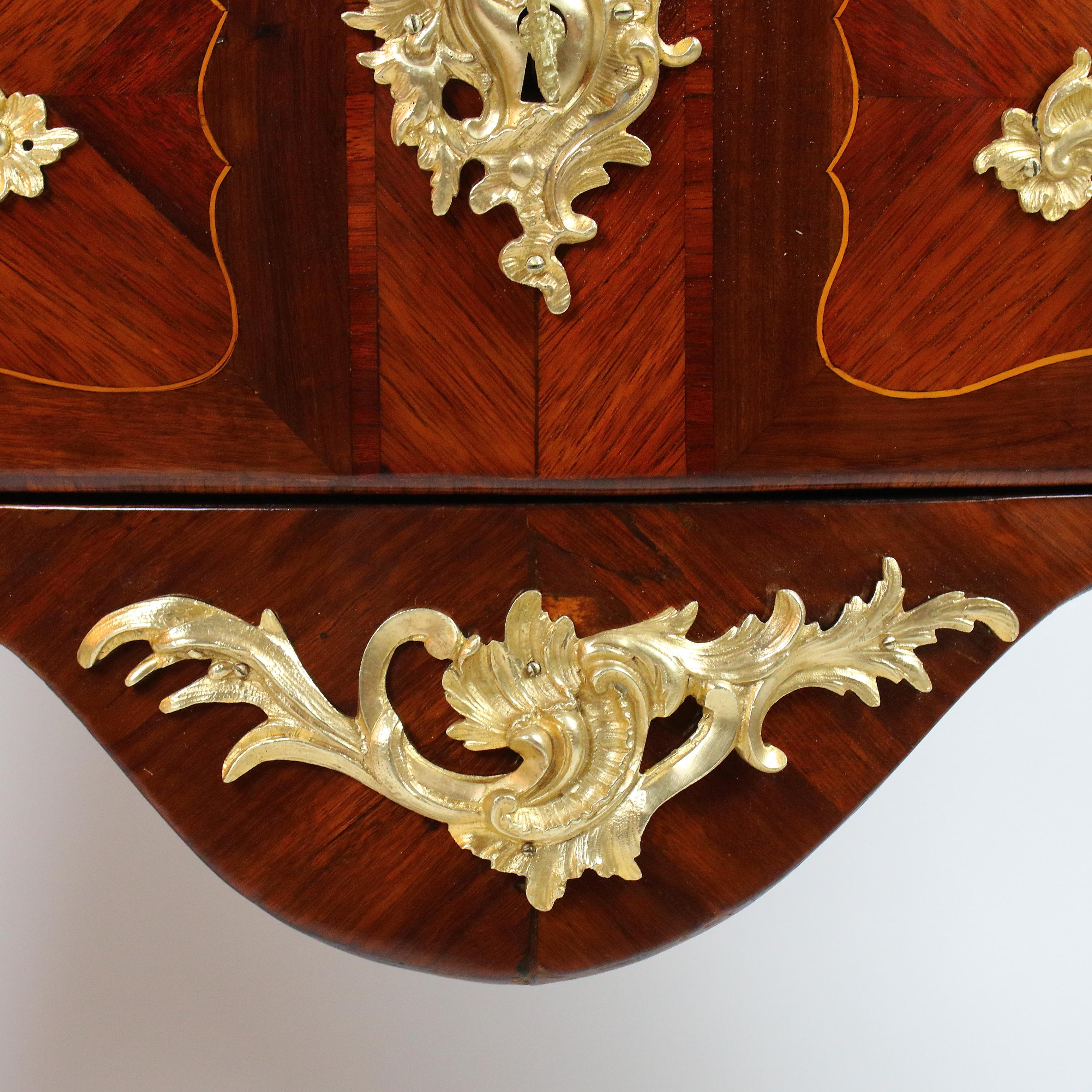 18th Century Small Louis XV Marquetry Bombé Shaped Commode or Sauteuse 3