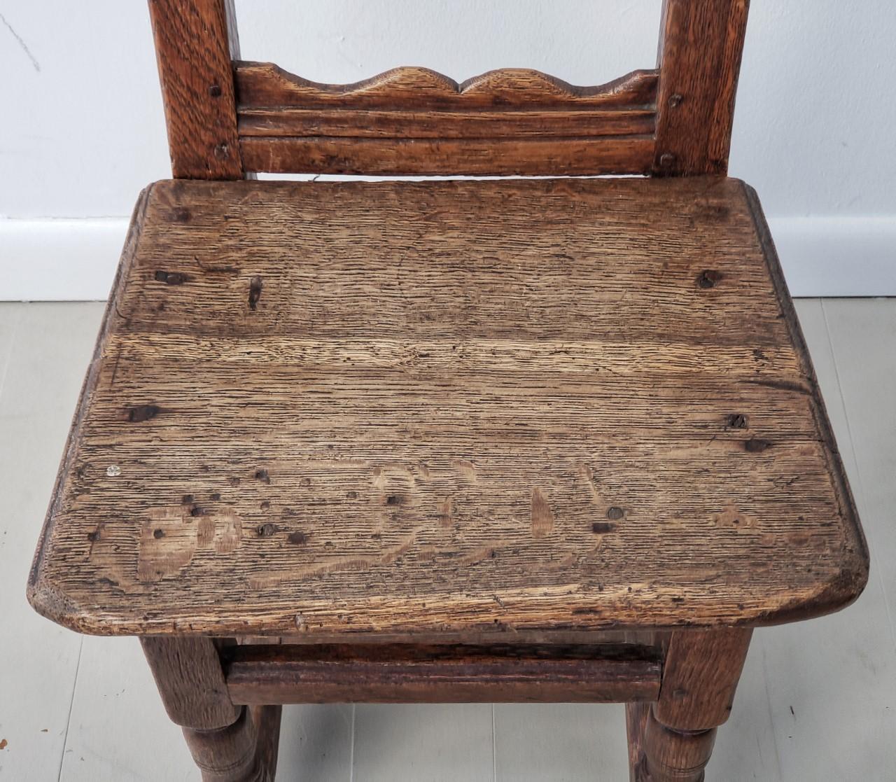 Schwedischer Beistellstuhl aus dem 18. Jahrhundert.