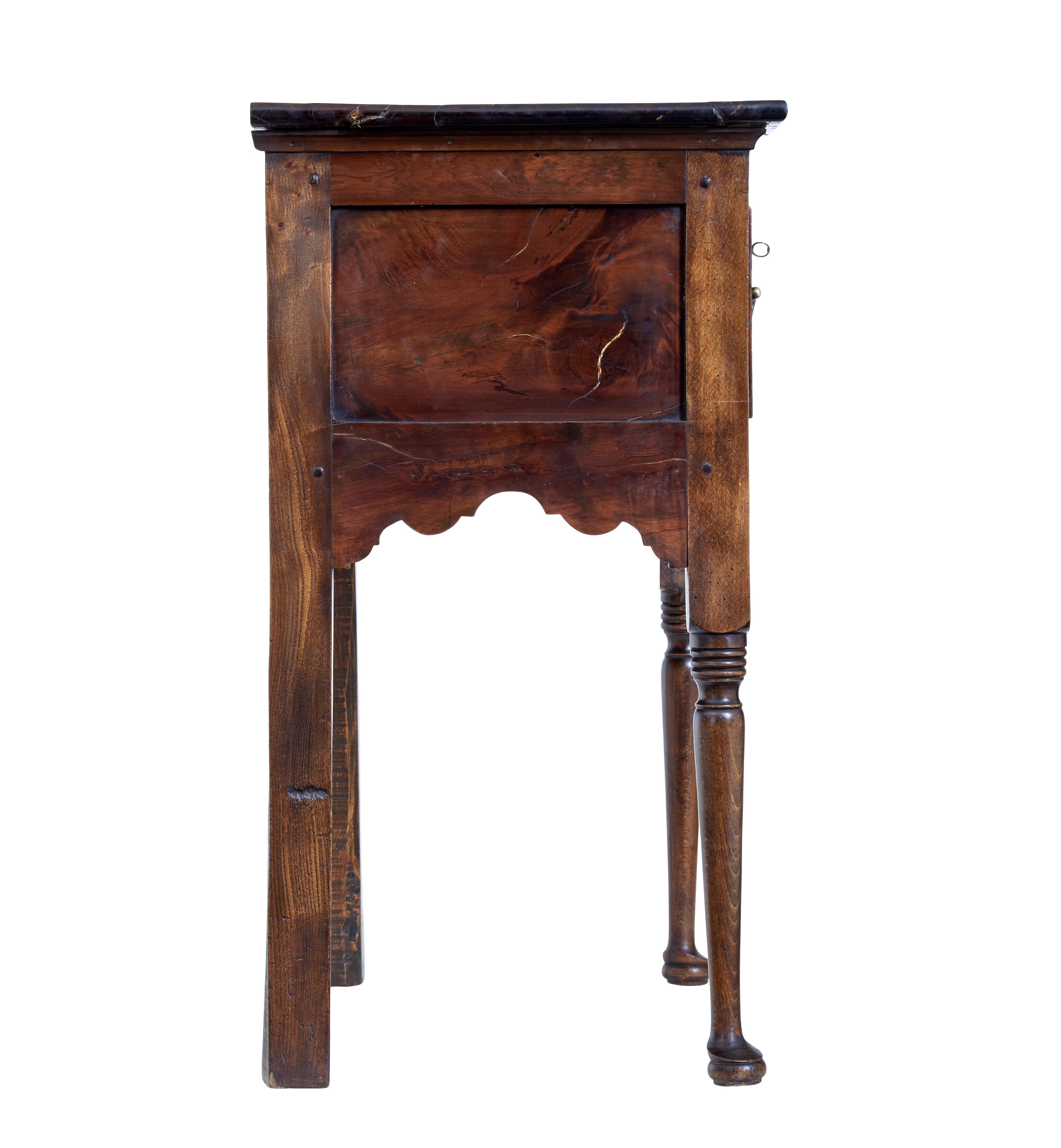 18th Century small yew wood dresser For Sale 1