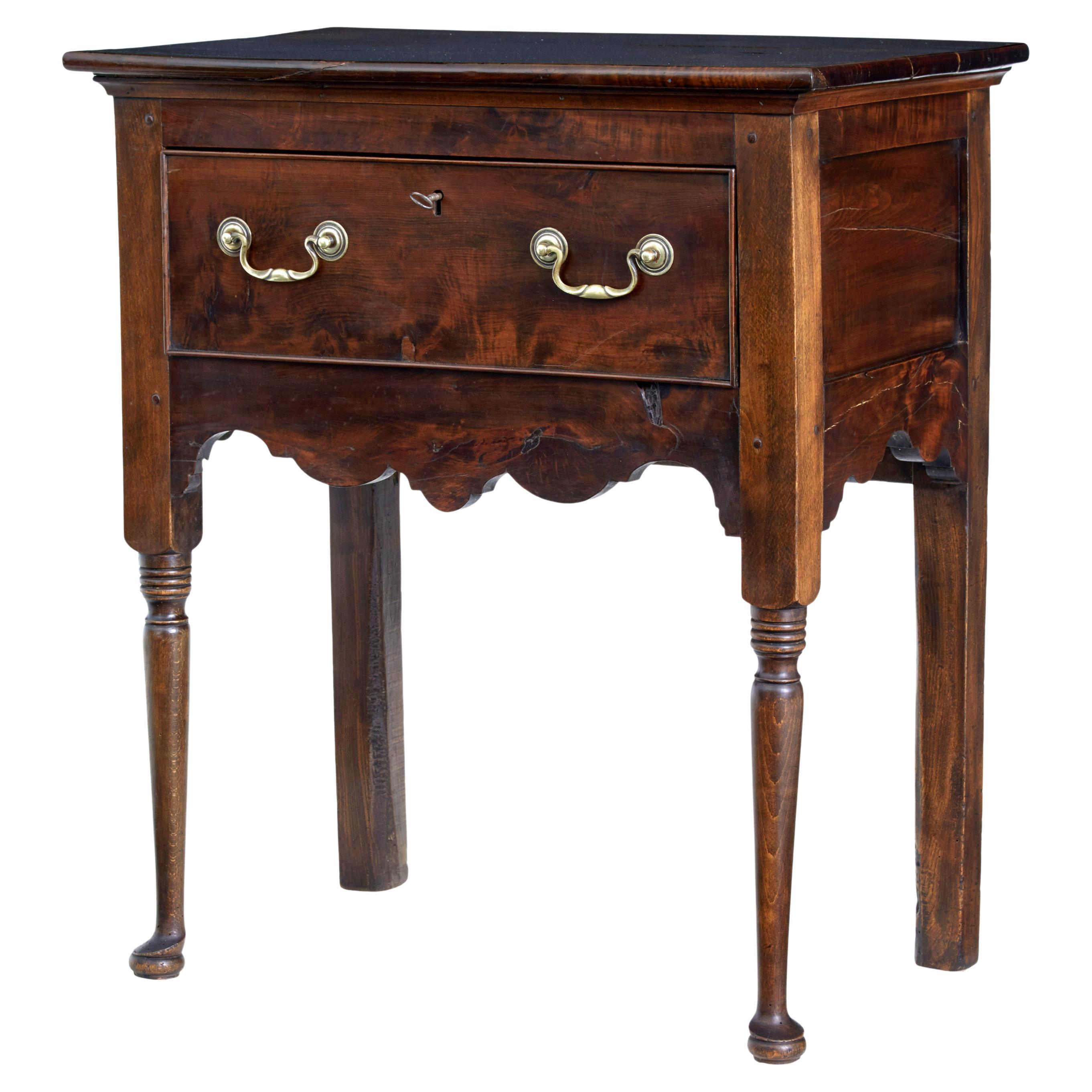 18th Century small yew wood dresser For Sale