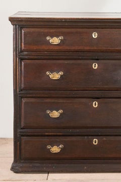 18th century Solid oak chest of drawers