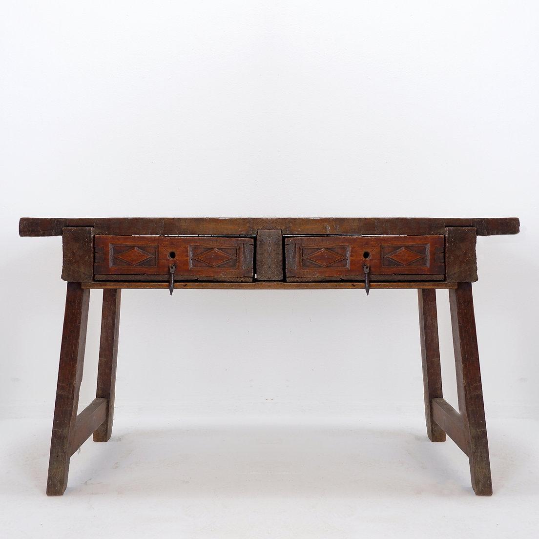 18th Century solide oak Spanish Console table For Sale 11