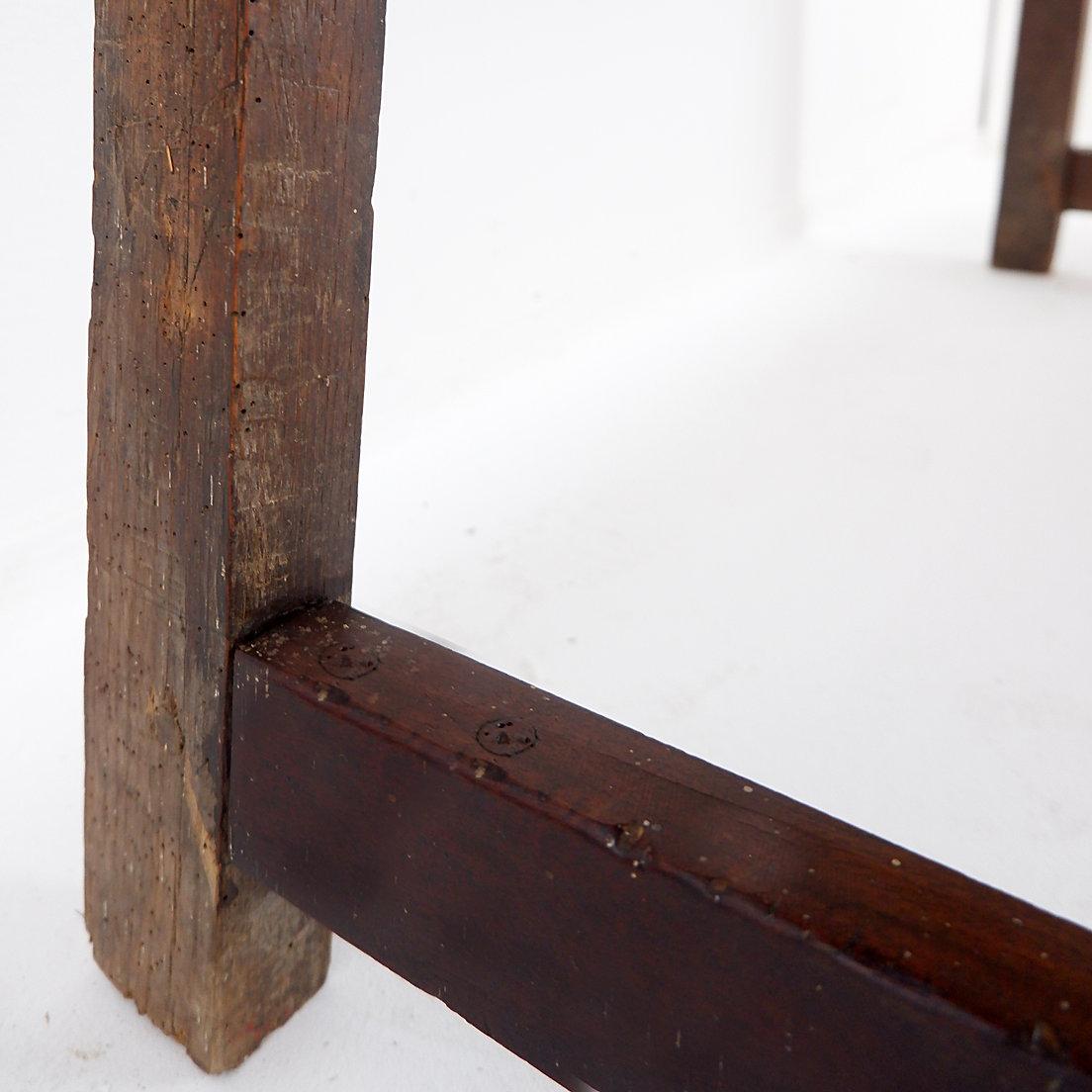 18th Century and Earlier 18th Century solide oak Spanish Console table For Sale