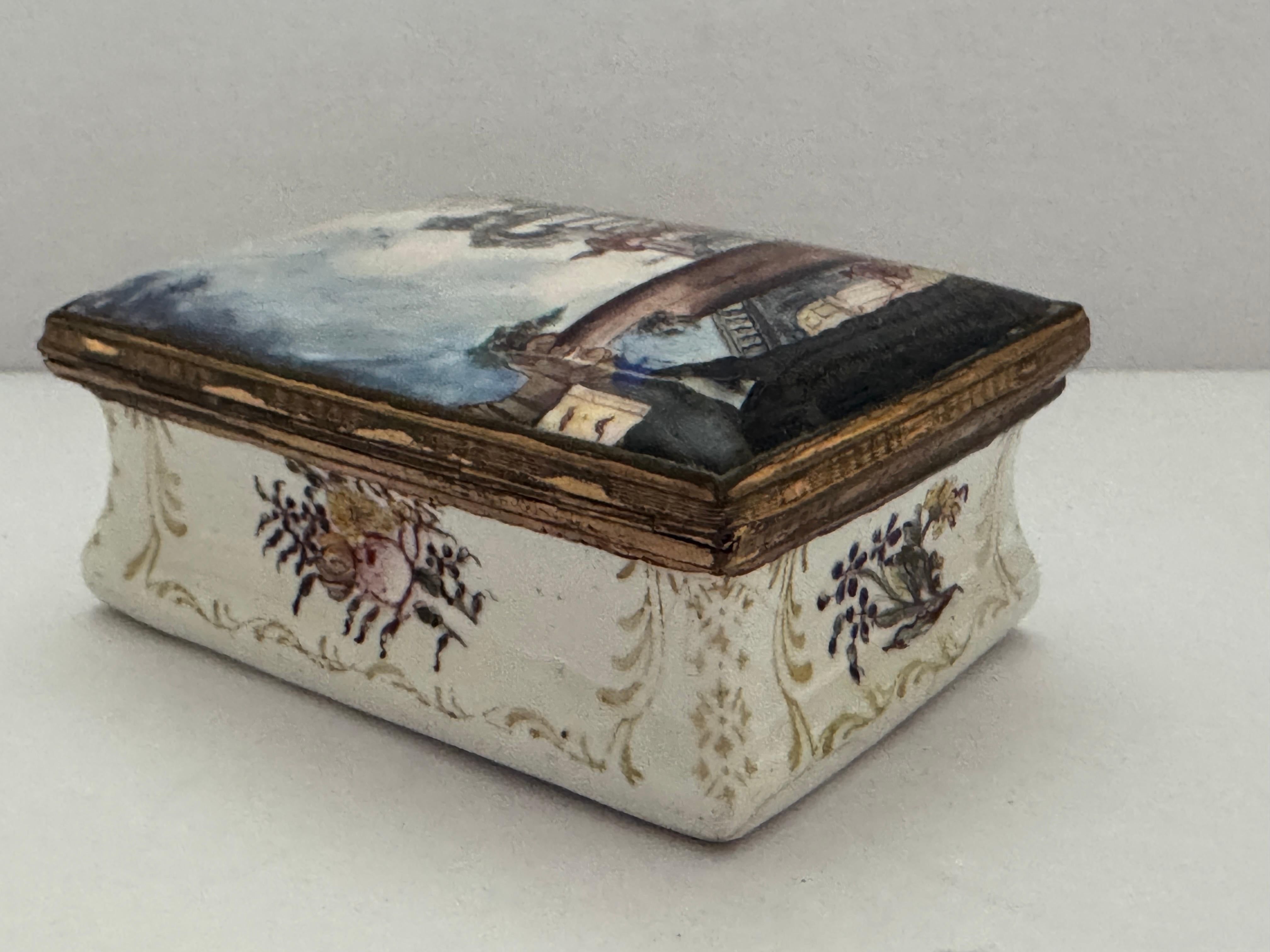 Caja de rapé del siglo XVIII del sur de Staffordshire siglo XVIII y antes en venta