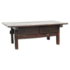 18th-century Southern European Used farmhouse coffee table
