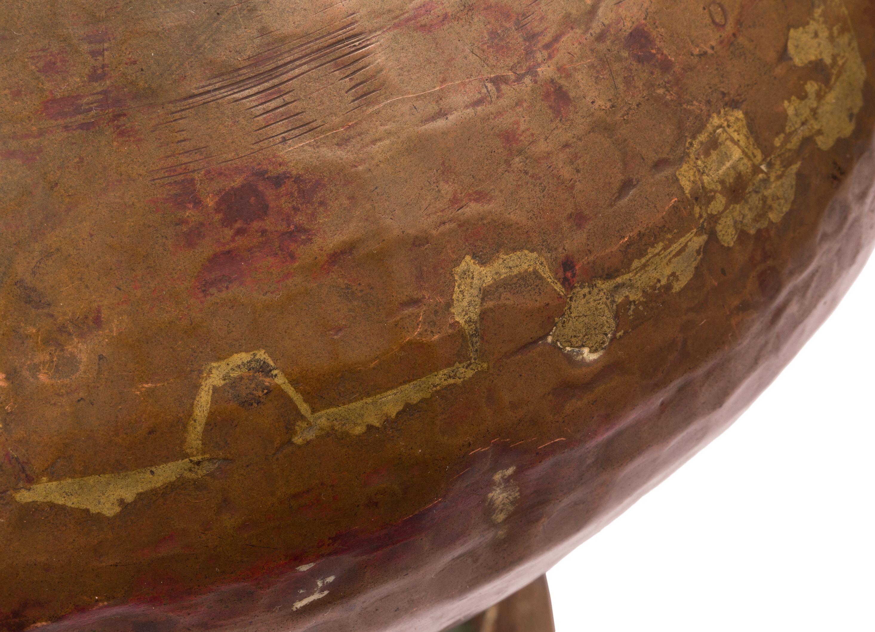 Wasser-/ Milchkrug aus Kupfer im spanischen Arabischen Stil des 18. Jahrhunderts mit dekorativer Naht im Zustand „Gut“ im Angebot in Madrid, ES