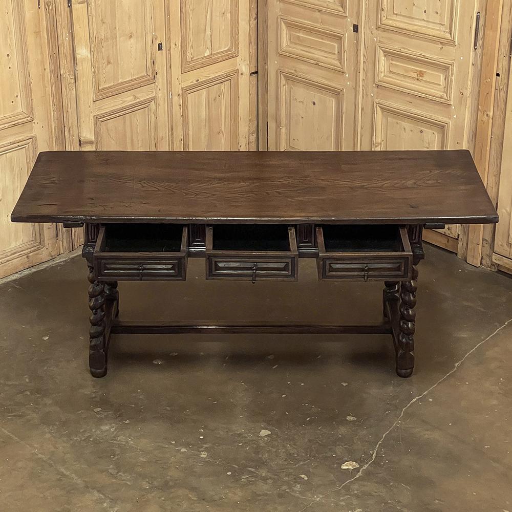 18th Century Spanish Barley Twist Desk In Good Condition For Sale In Dallas, TX