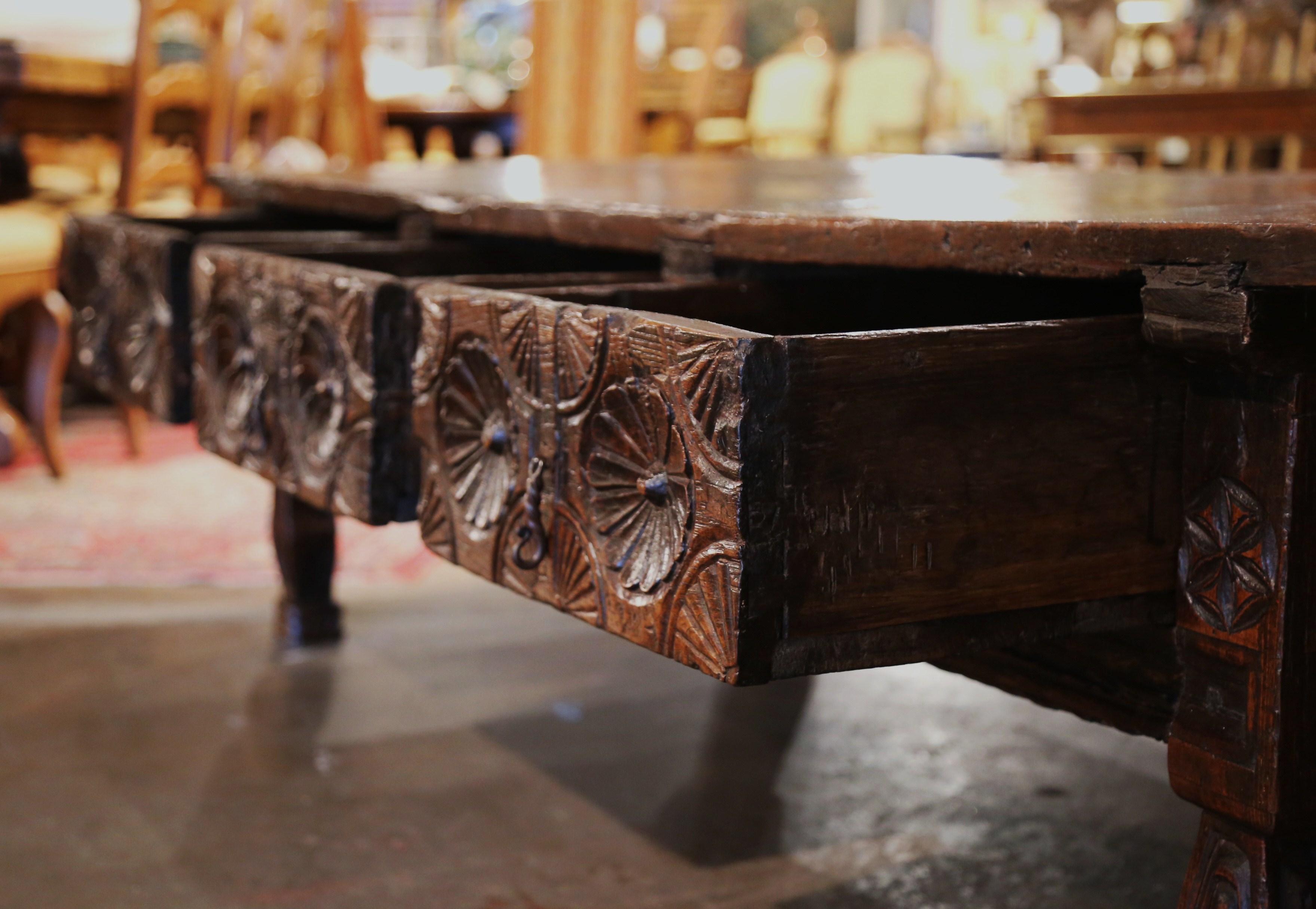 18th Century Spanish Baroque Carved Chestnut Three Drawers Cocktail Coffee Table 8
