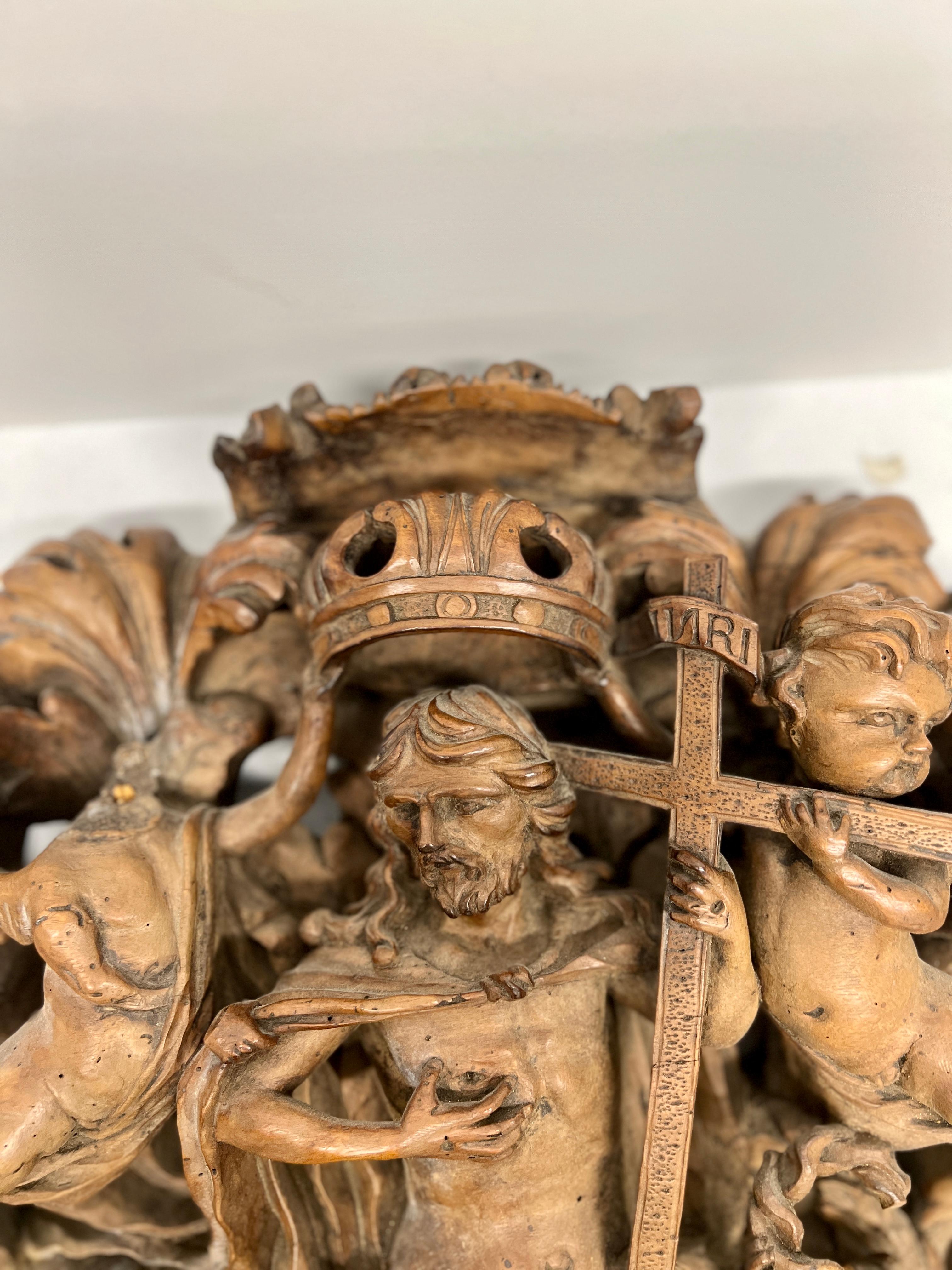 18th Century, Spanish Baroque Carving The Resurrection of Jesus For Sale 1