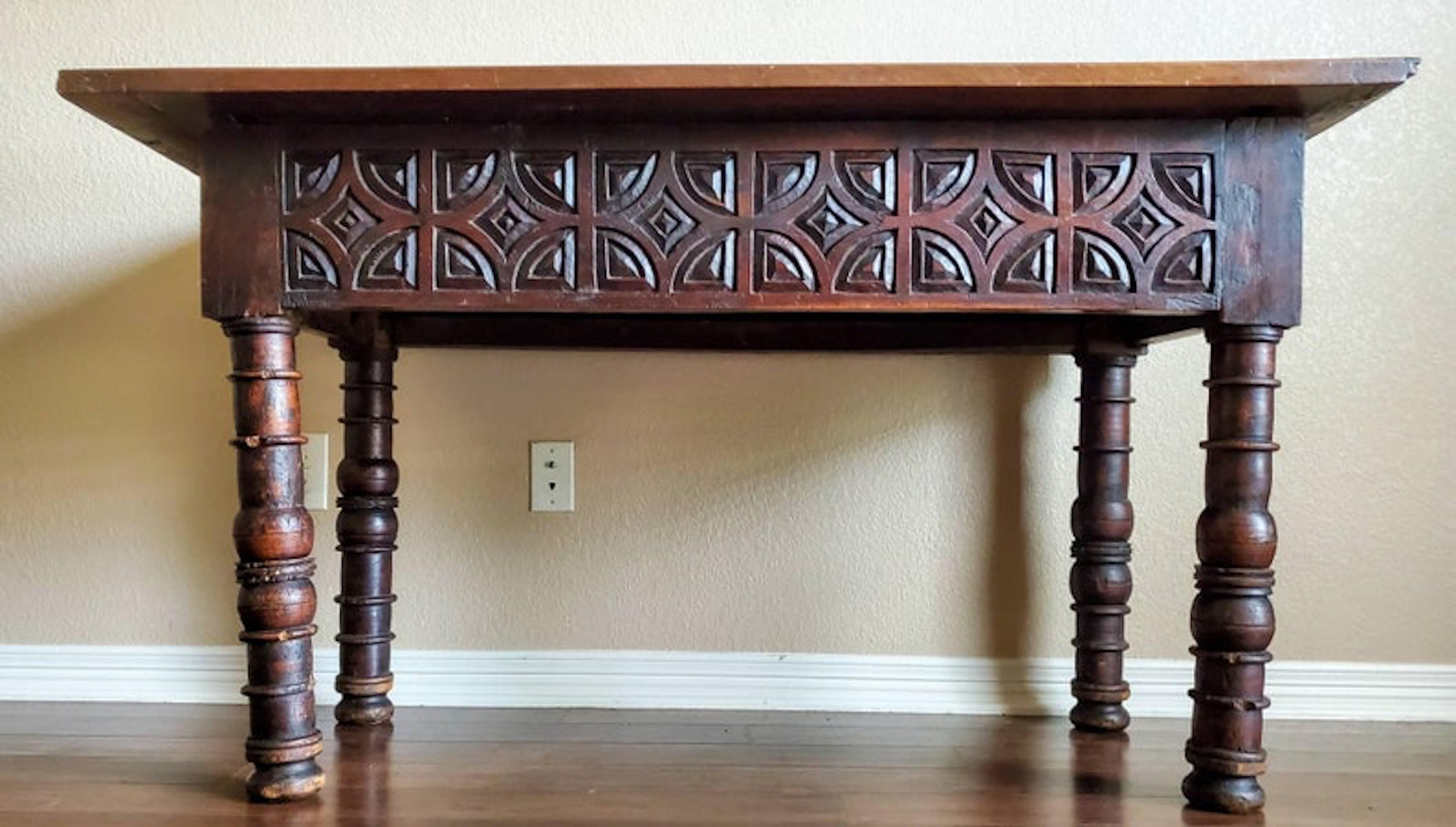 Hand-Carved 18th Century Spanish Baroque Period Carved Walnut Geometric Table For Sale