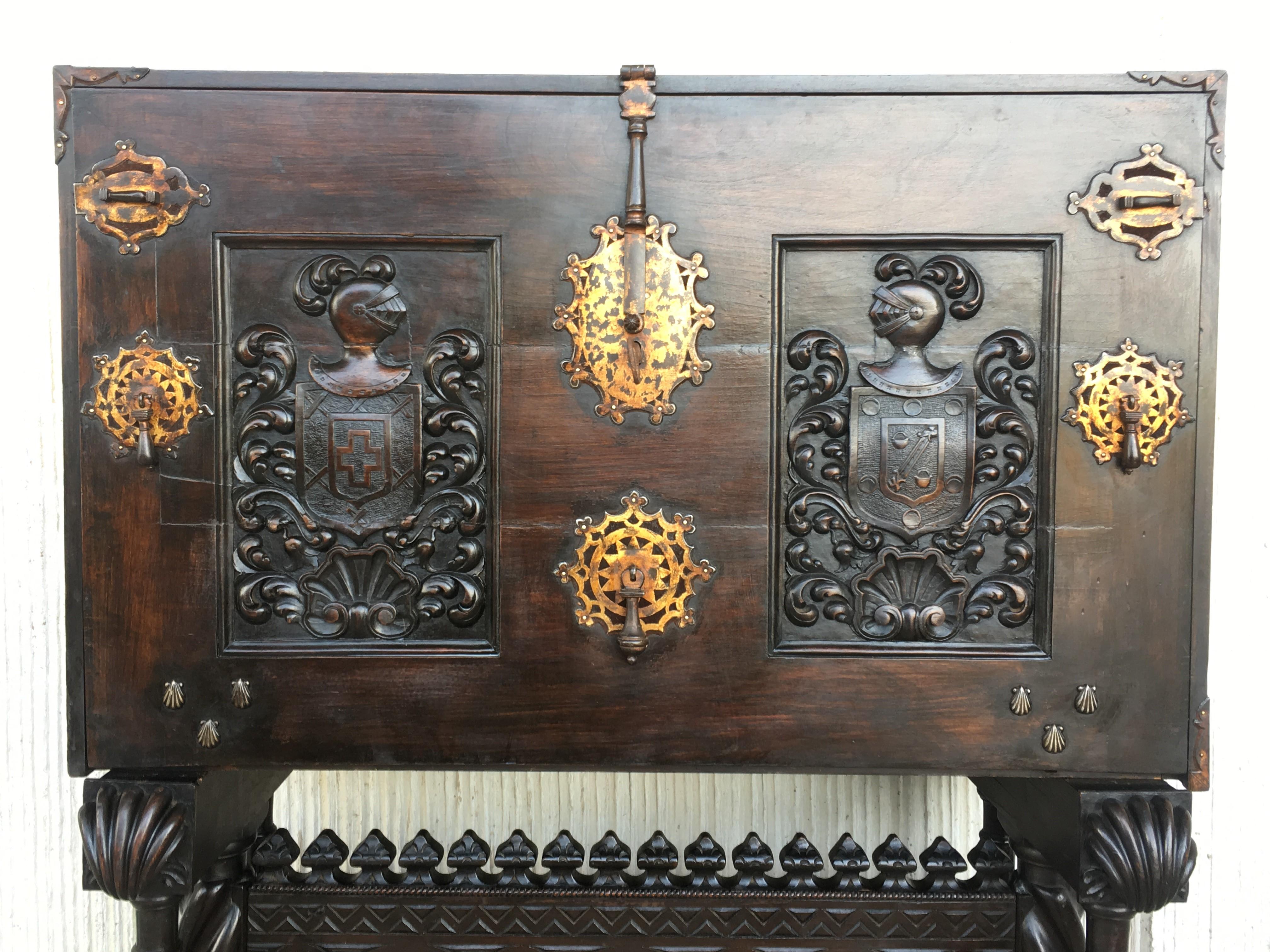 Hand-Carved 18th Century Spanish Baroque Style Cabinet on Stand, Bargueno or Varqueno