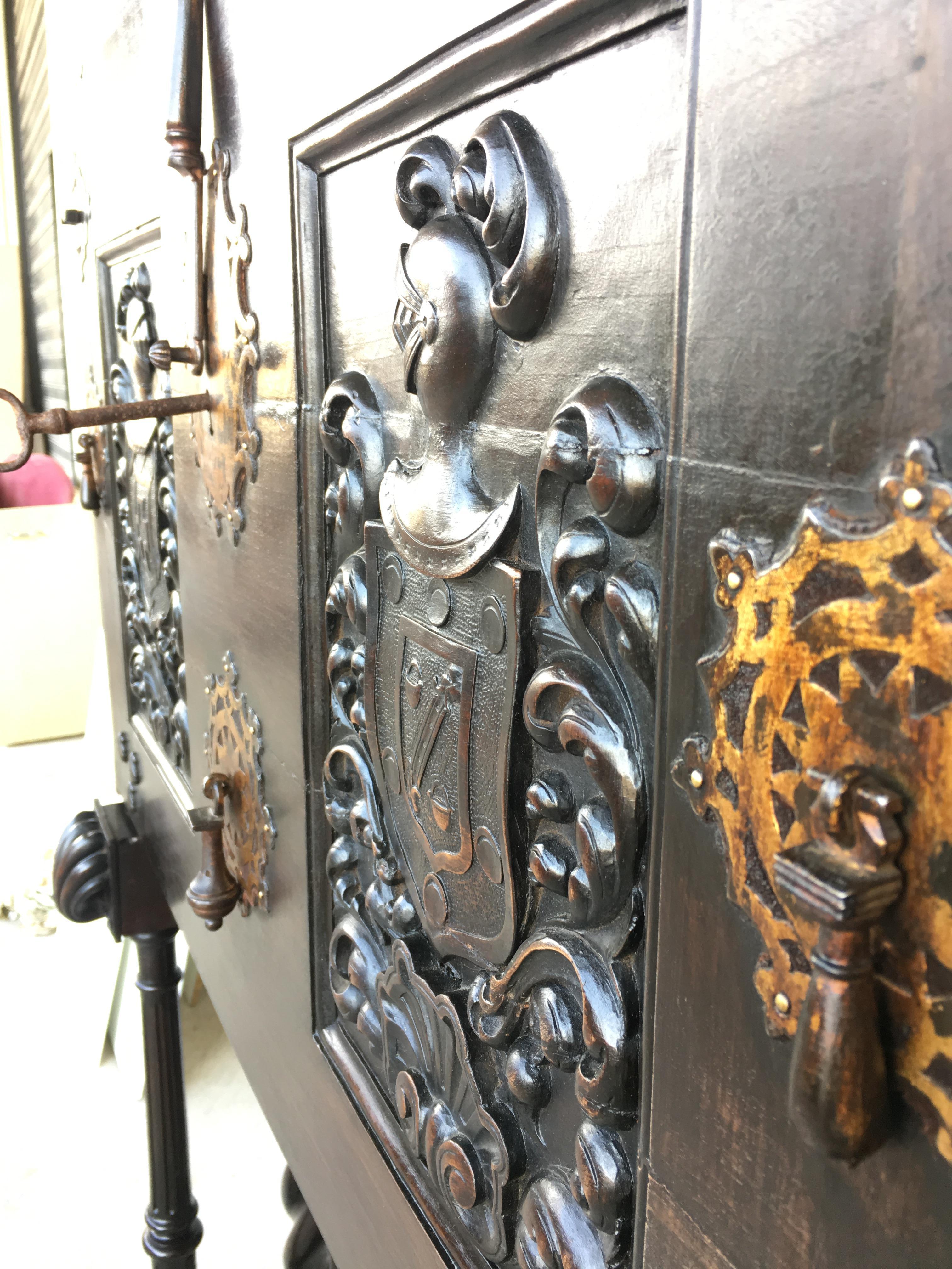18th Century Spanish Baroque Style Cabinet on Stand, Bargueno or Varqueno In Good Condition In Miami, FL