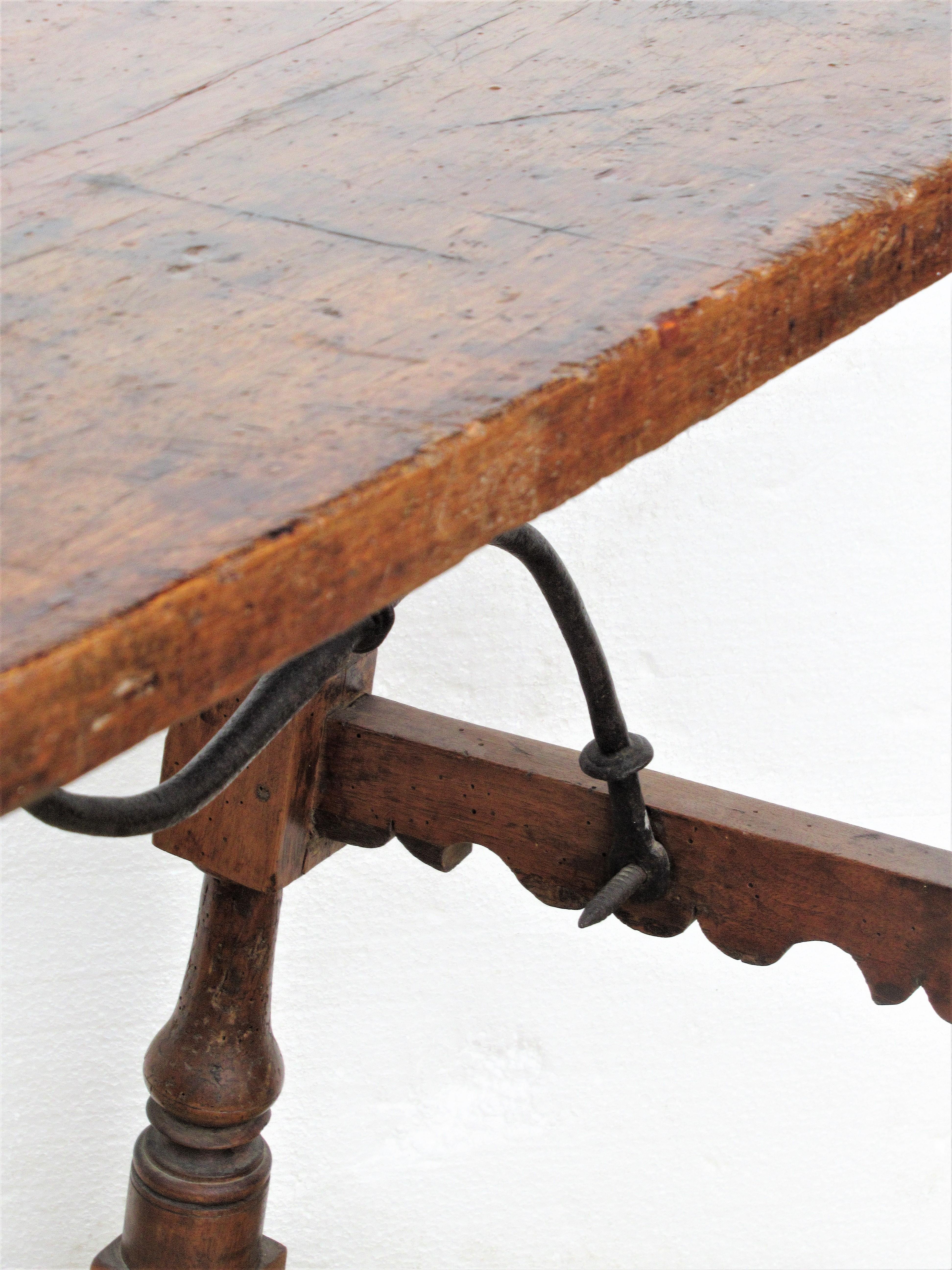 17th Century Early Antique Spanish Baroque Walnut Table