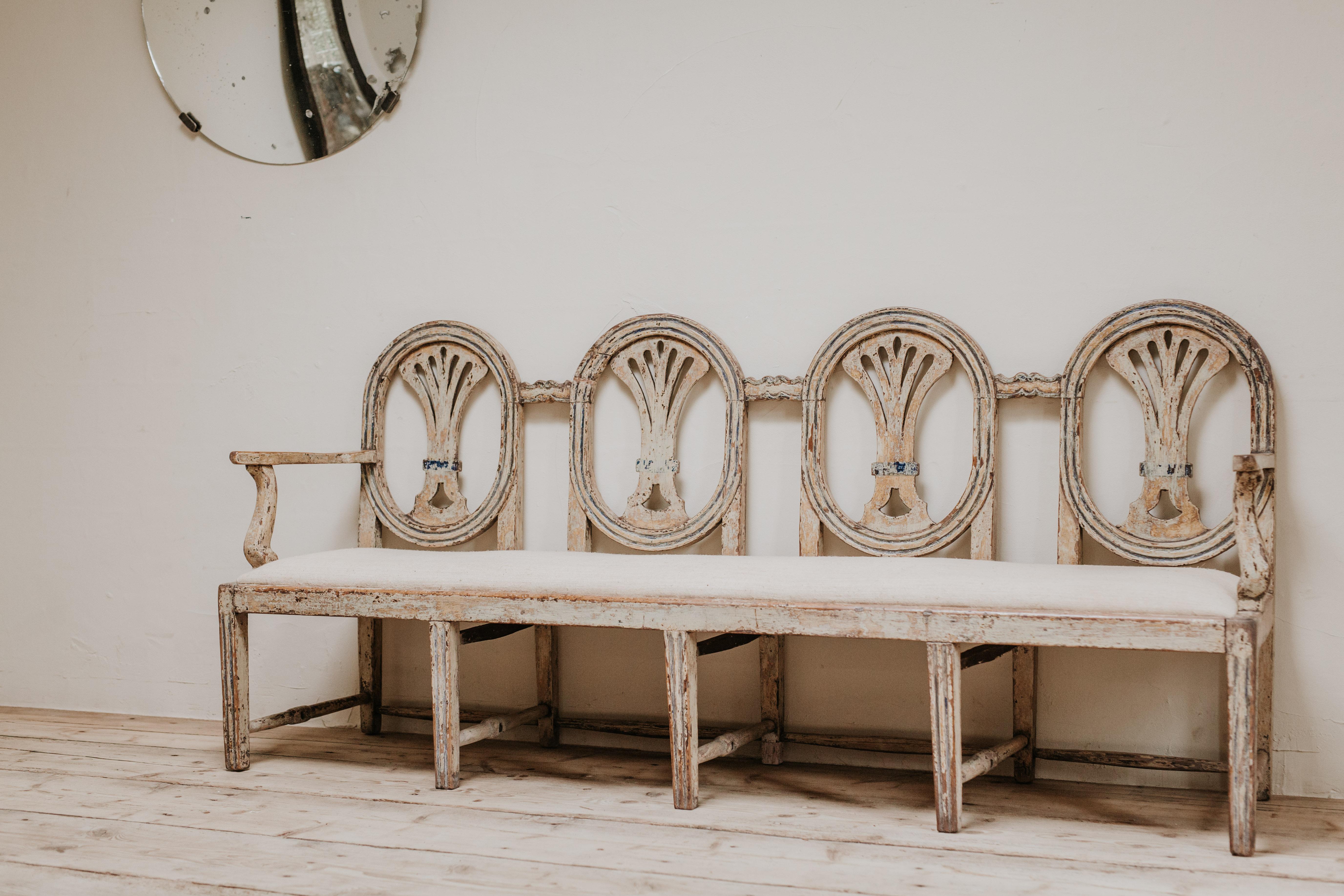 Banc espagnol du XVIIIe siècle en vente 3