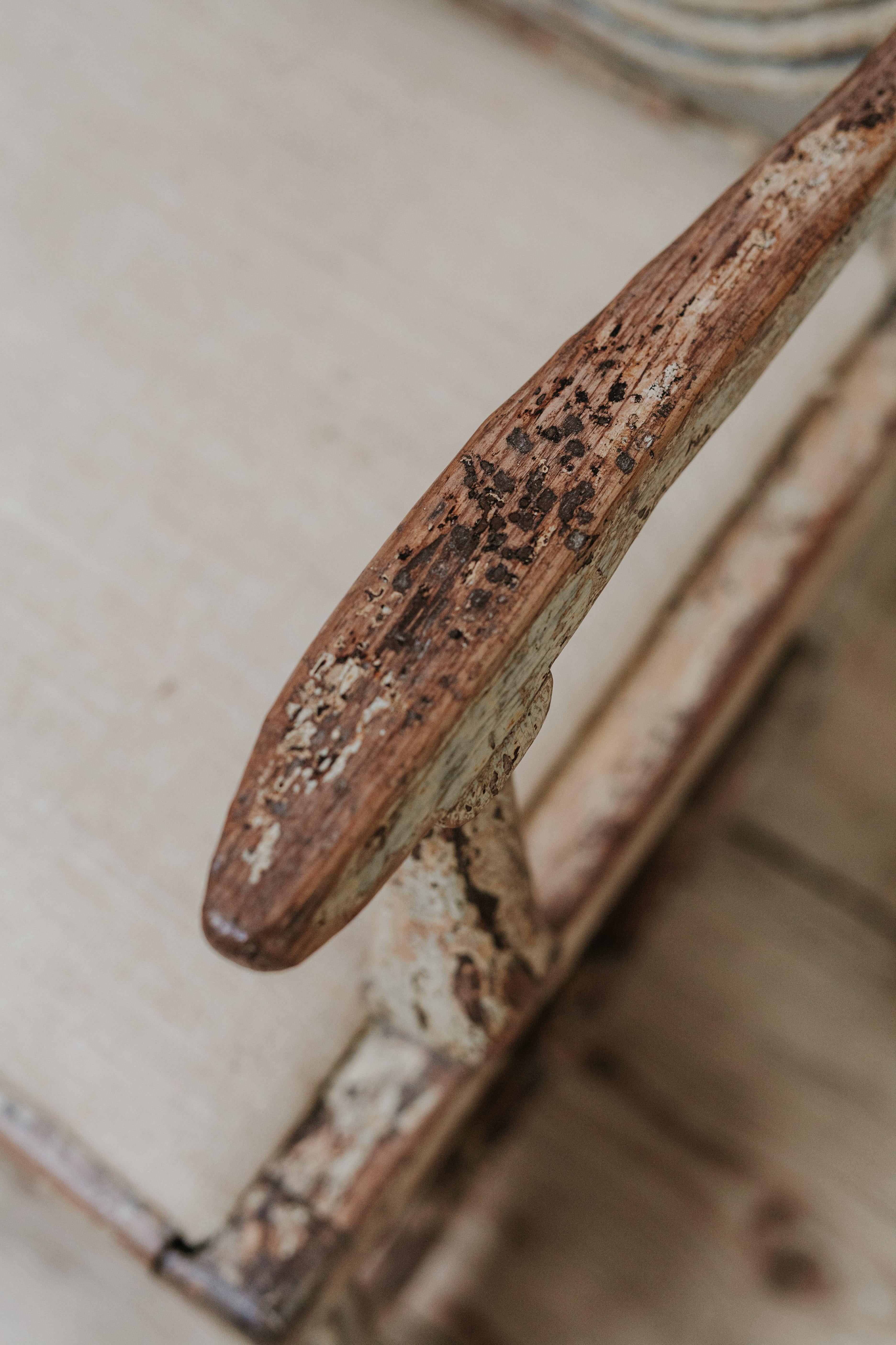 Banc espagnol du XVIIIe siècle en vente 5
