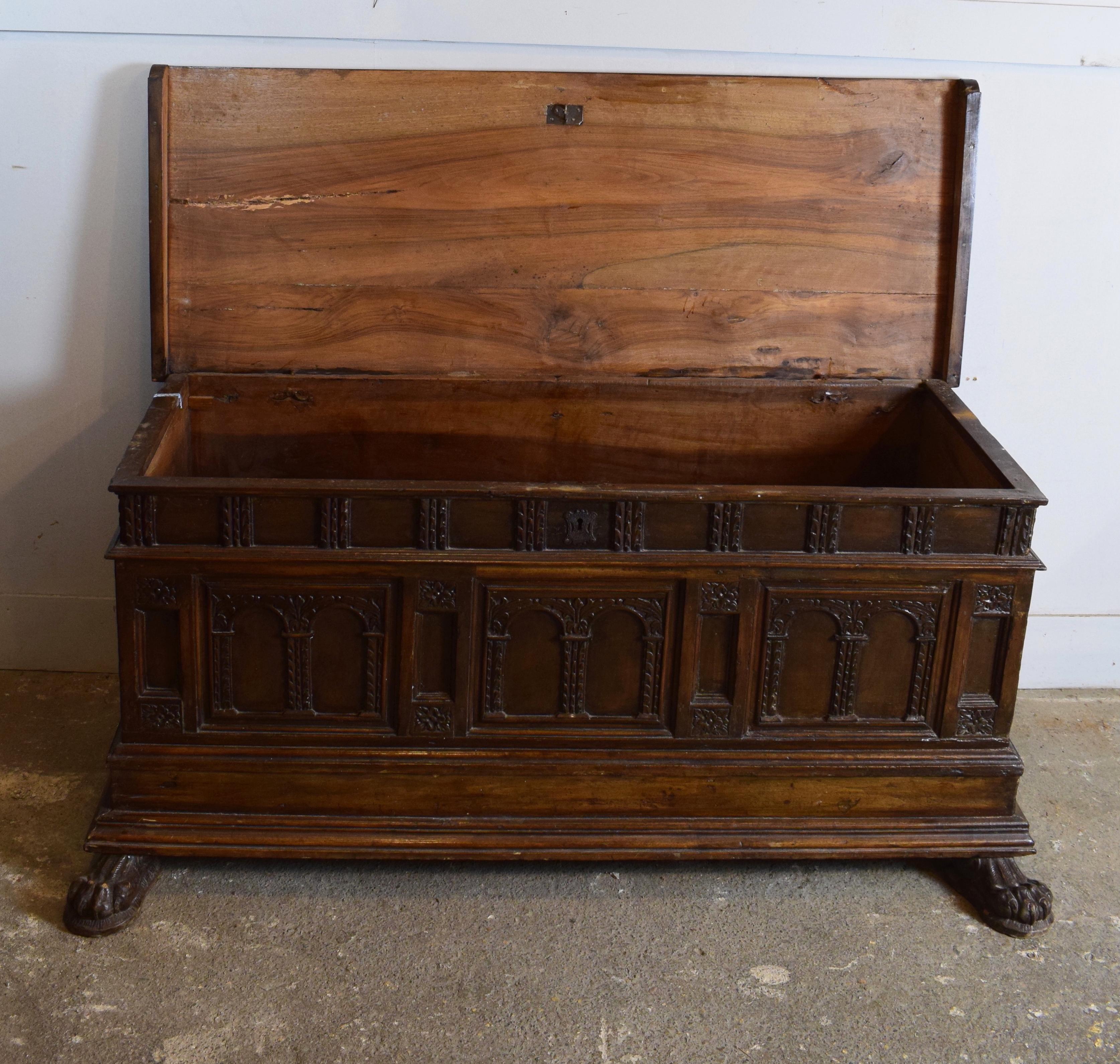 18th Century Spanish Carved Walnut Coffer For Sale 4