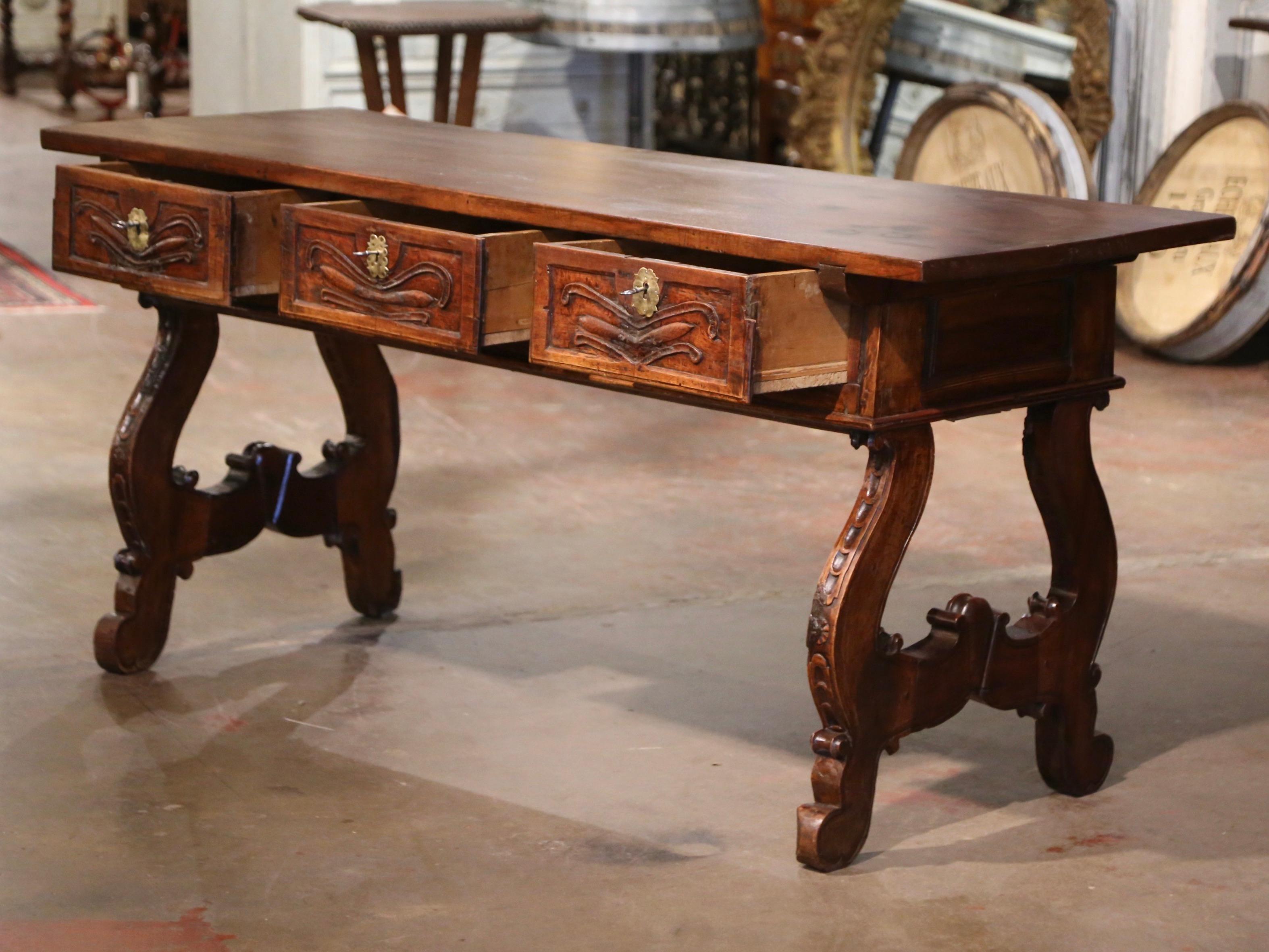 18th Century Spanish Carved Walnut Single Plank Top Three-Drawer Console Table For Sale 5
