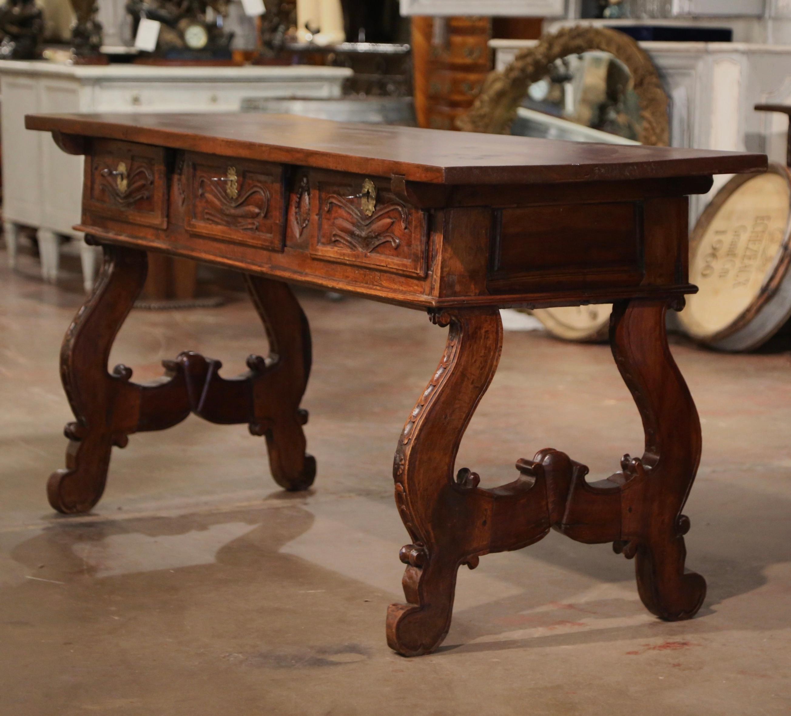 18th Century Spanish Carved Walnut Single Plank Top Three-Drawer Console Table For Sale 9
