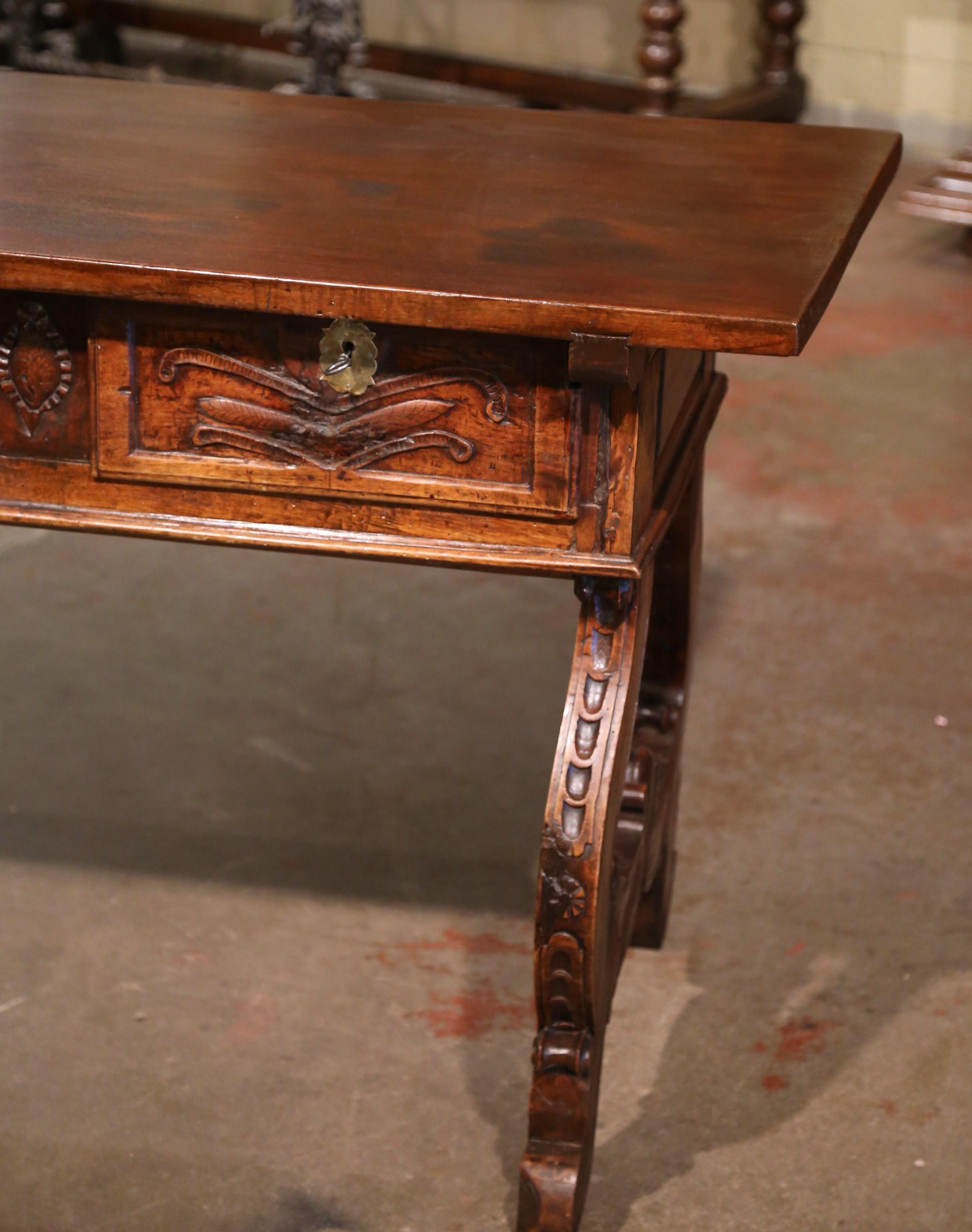 18th Century Spanish Carved Walnut Single Plank Top Three-Drawer Console Table In Excellent Condition For Sale In Dallas, TX
