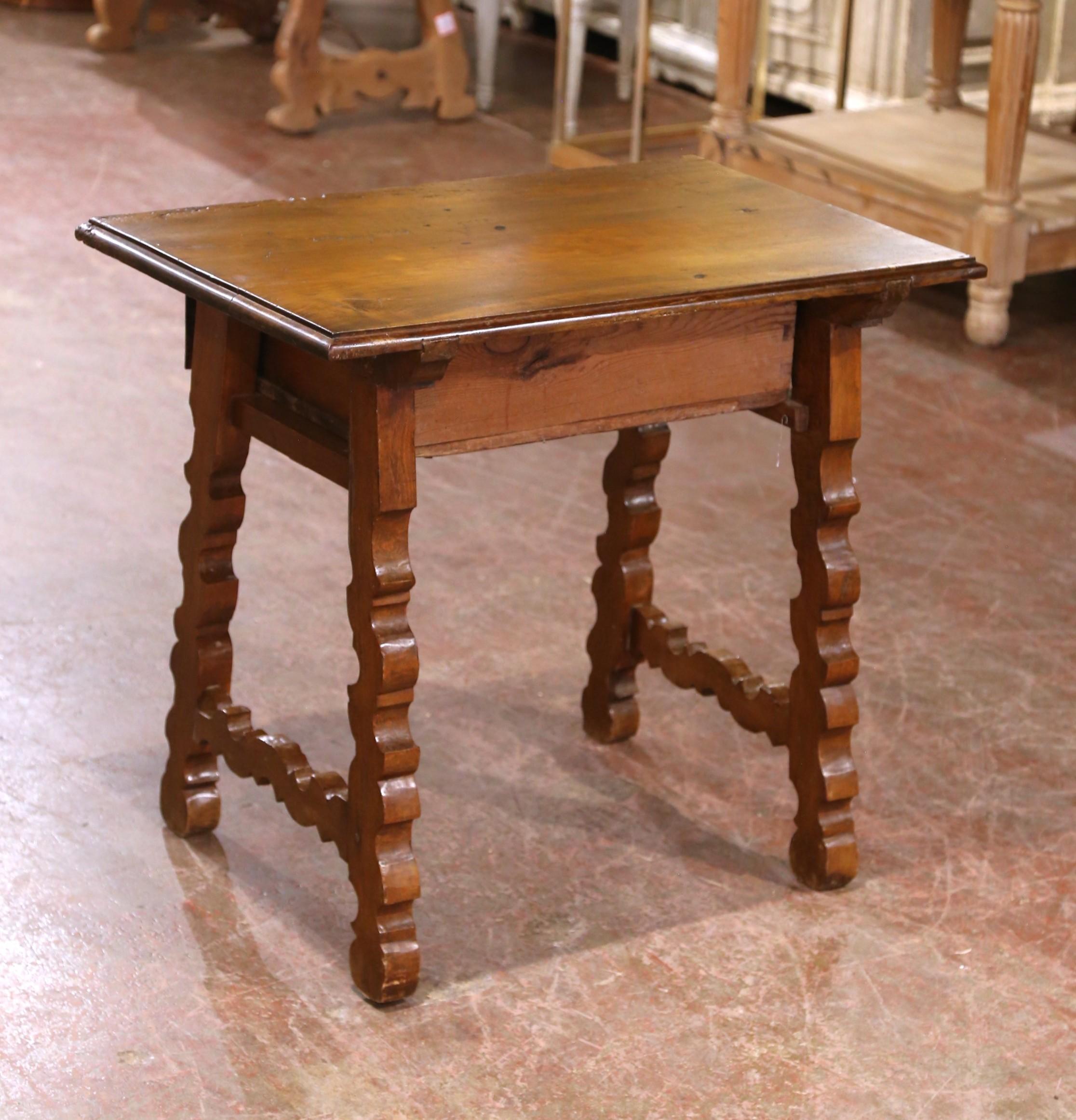 18th Century Spanish Catalan Carved Walnut Side Table with Drawer and Stretcher For Sale 5