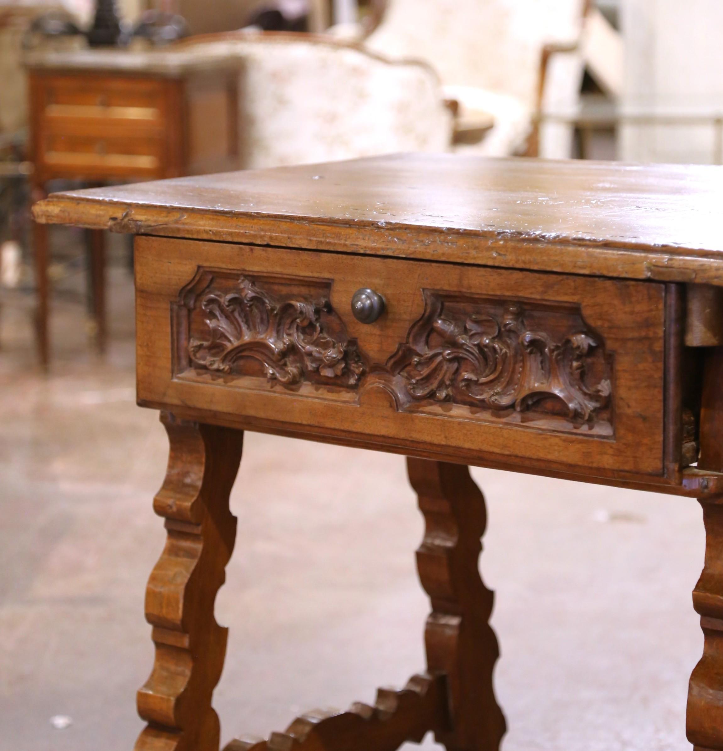 18th Century Spanish Catalan Carved Walnut Side Table with Drawer and Stretcher For Sale 3