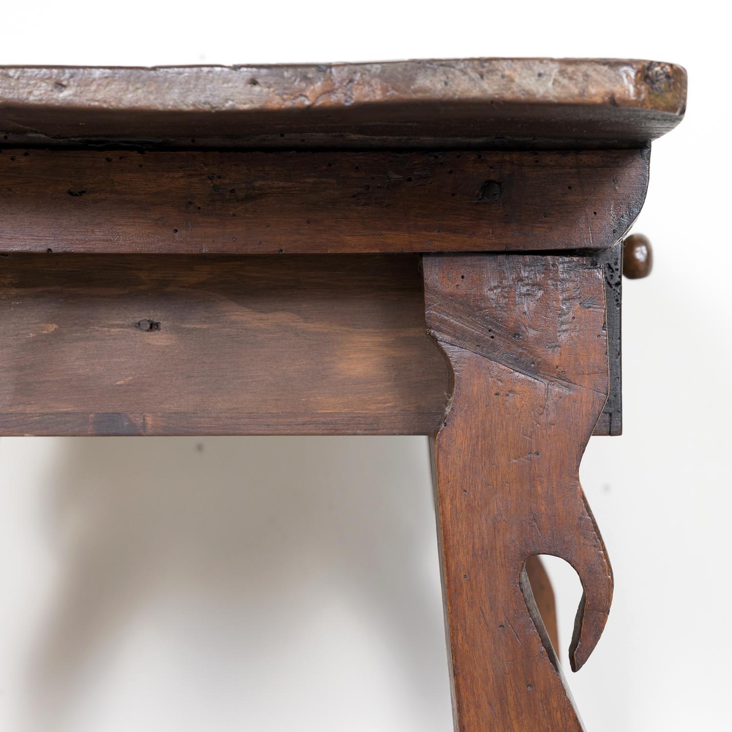 18th Century, Spanish Catalan Walnut Side Table or Desk For Sale 10