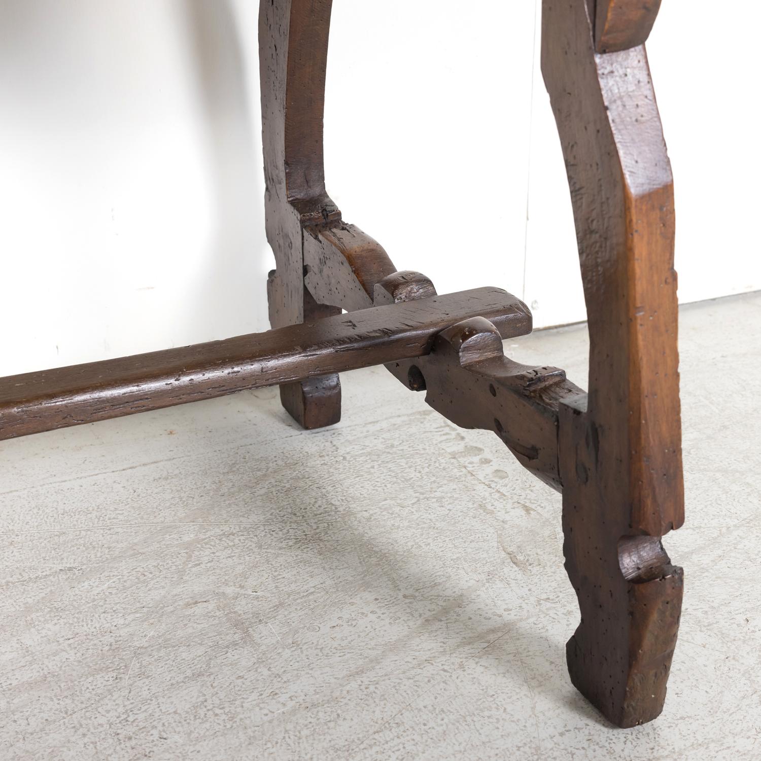18th Century, Spanish Catalan Walnut Side Table or Desk For Sale 15