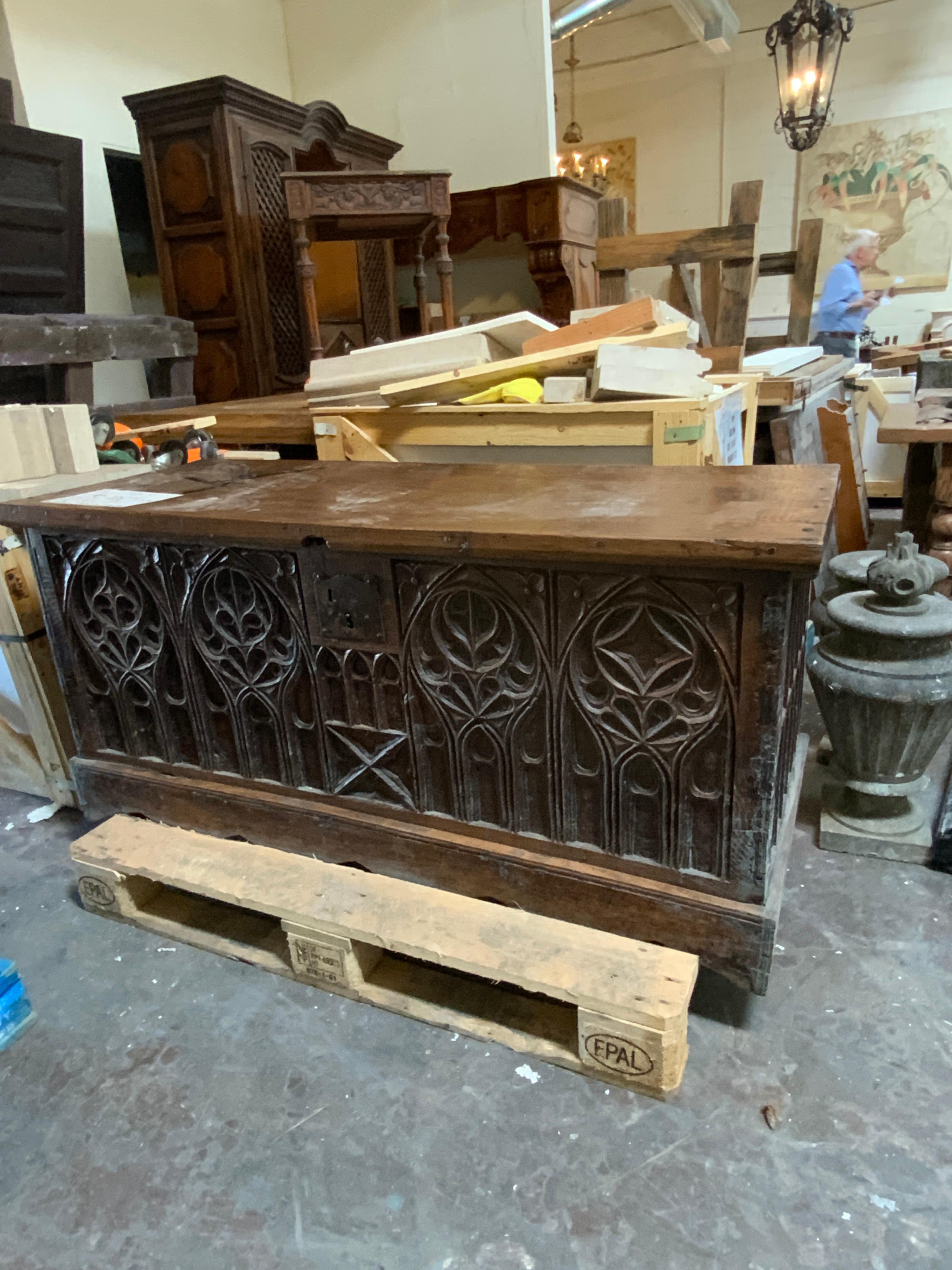 18th Century Spanish Cathedral Trunk In Good Condition For Sale In Dallas, TX