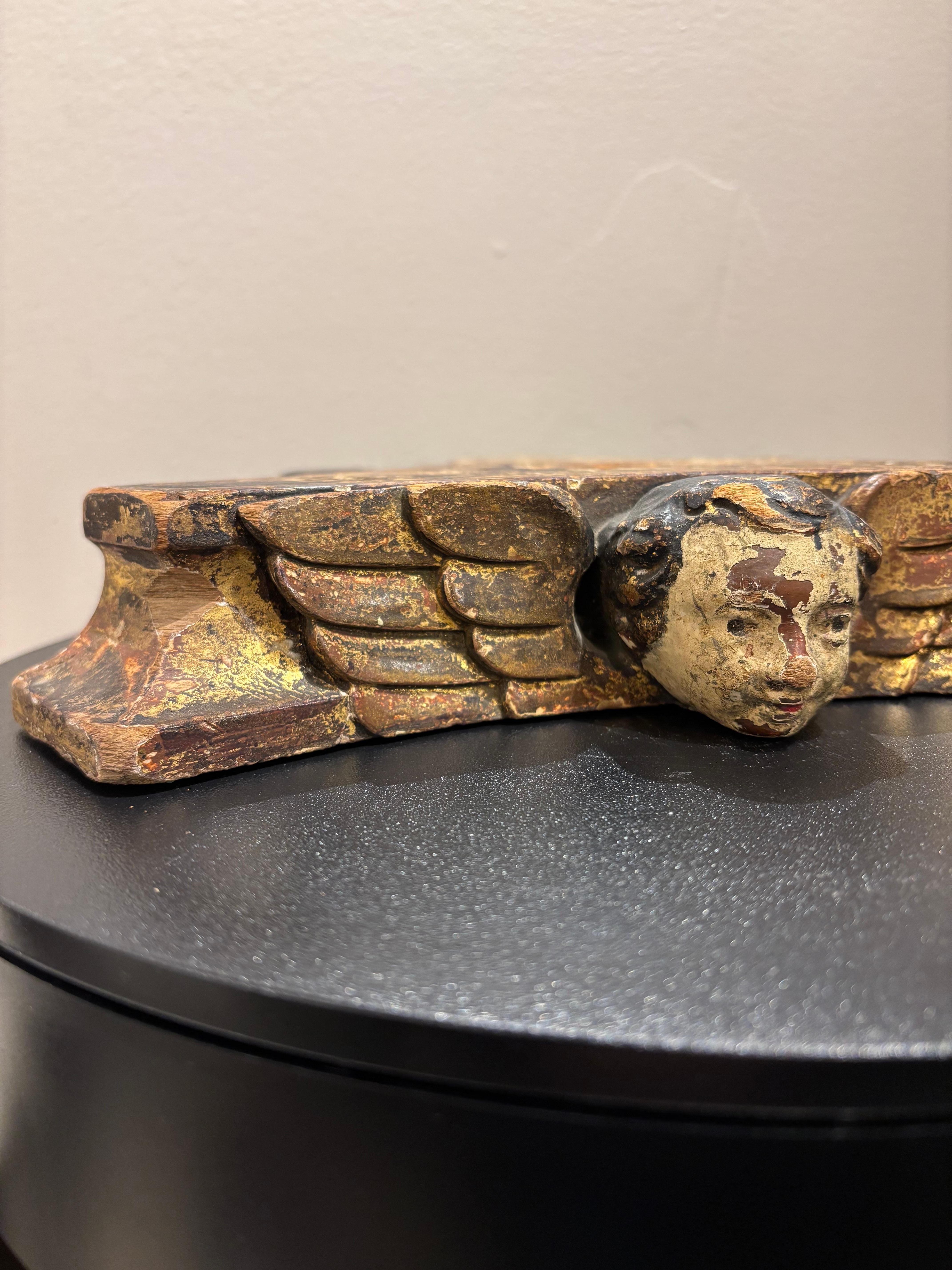 18th Century Spanish Colonial Craved Gilt Wood Winged Cherub Base For Sale 5