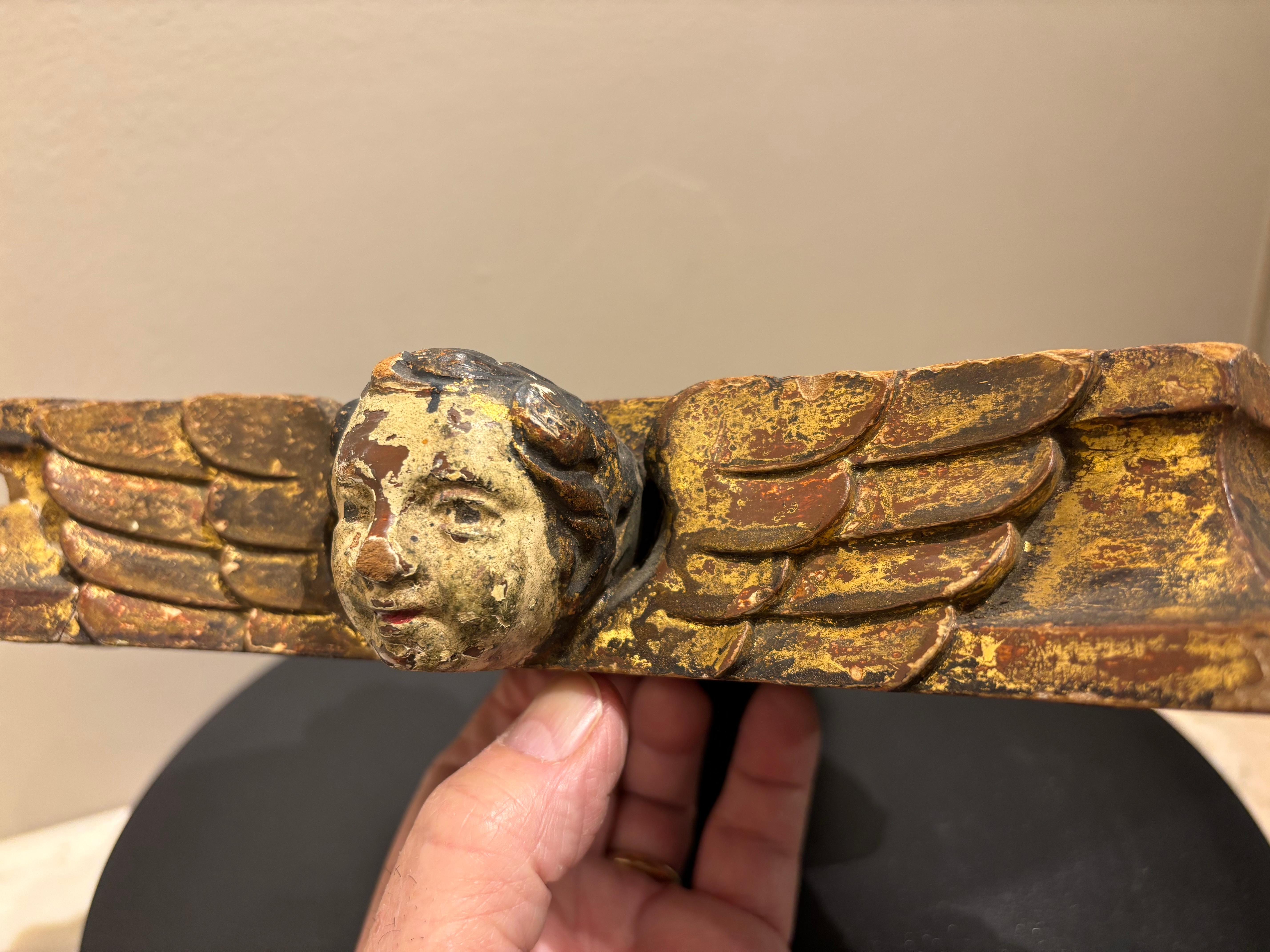 Giltwood 18th Century Spanish Colonial Craved Gilt Wood Winged Cherub Base For Sale