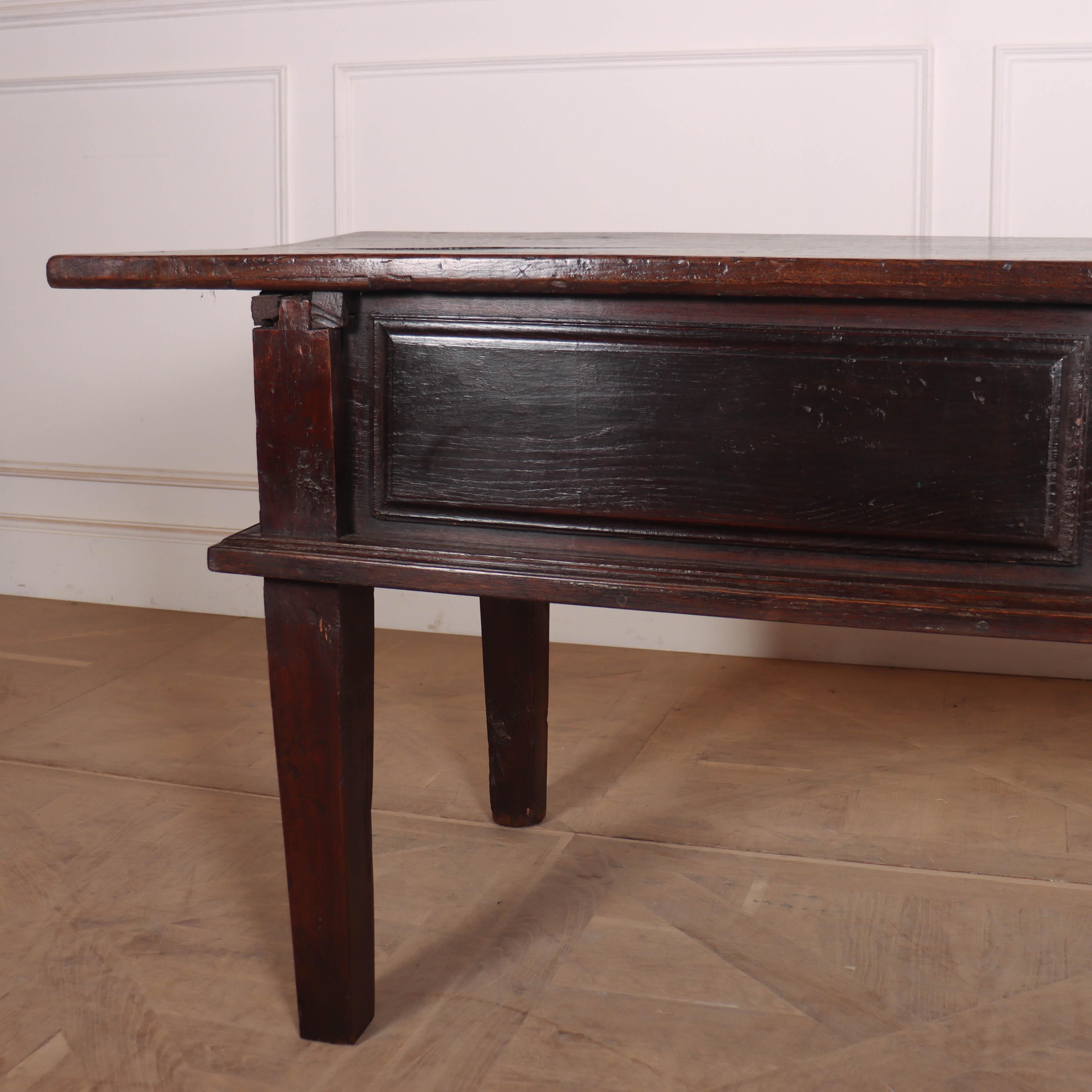 Table console espagnole du 18e siècle en vente 2