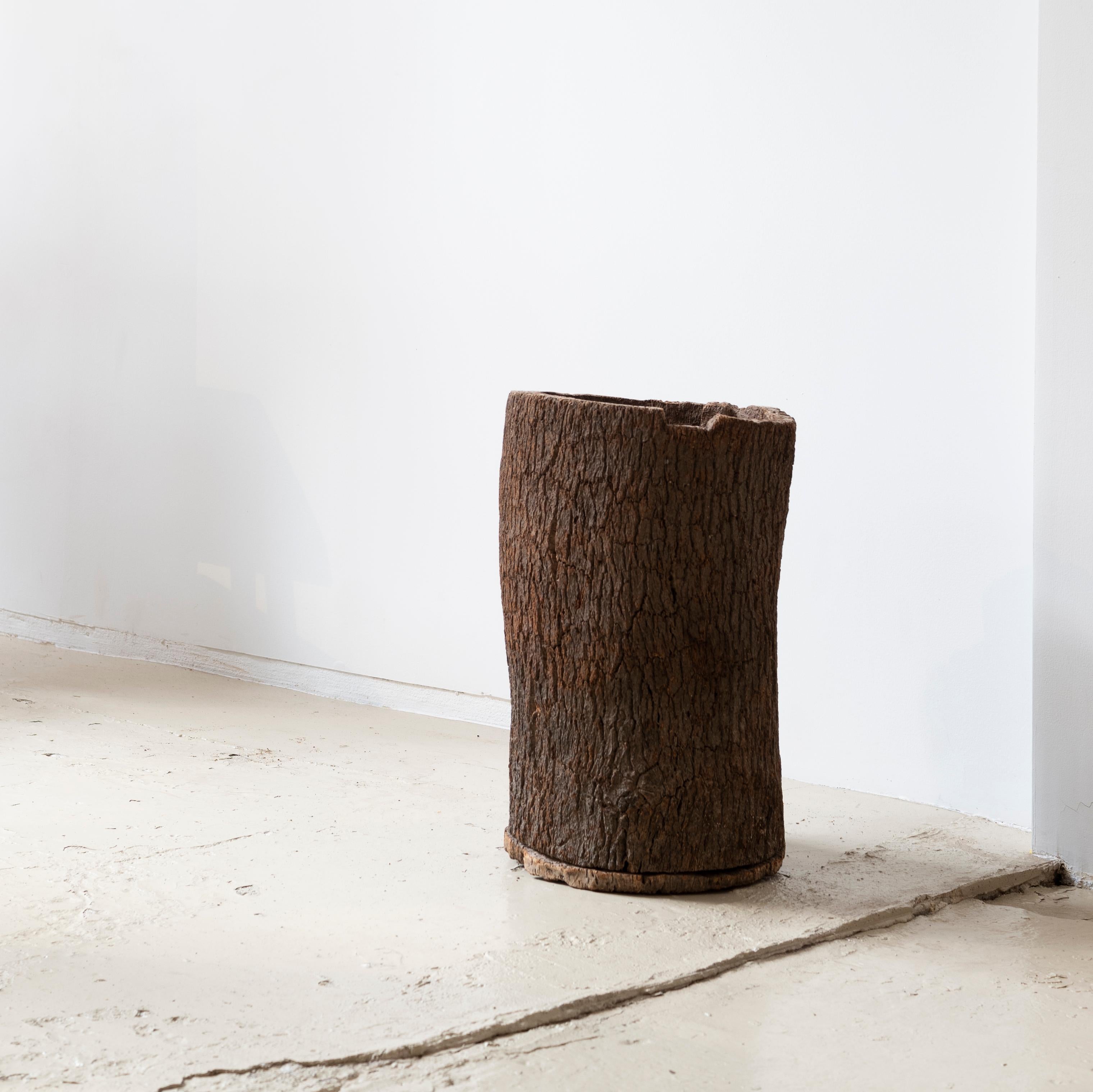 18th Century Spanish Cork Beehive In Good Condition In Tokyo, Tokyo