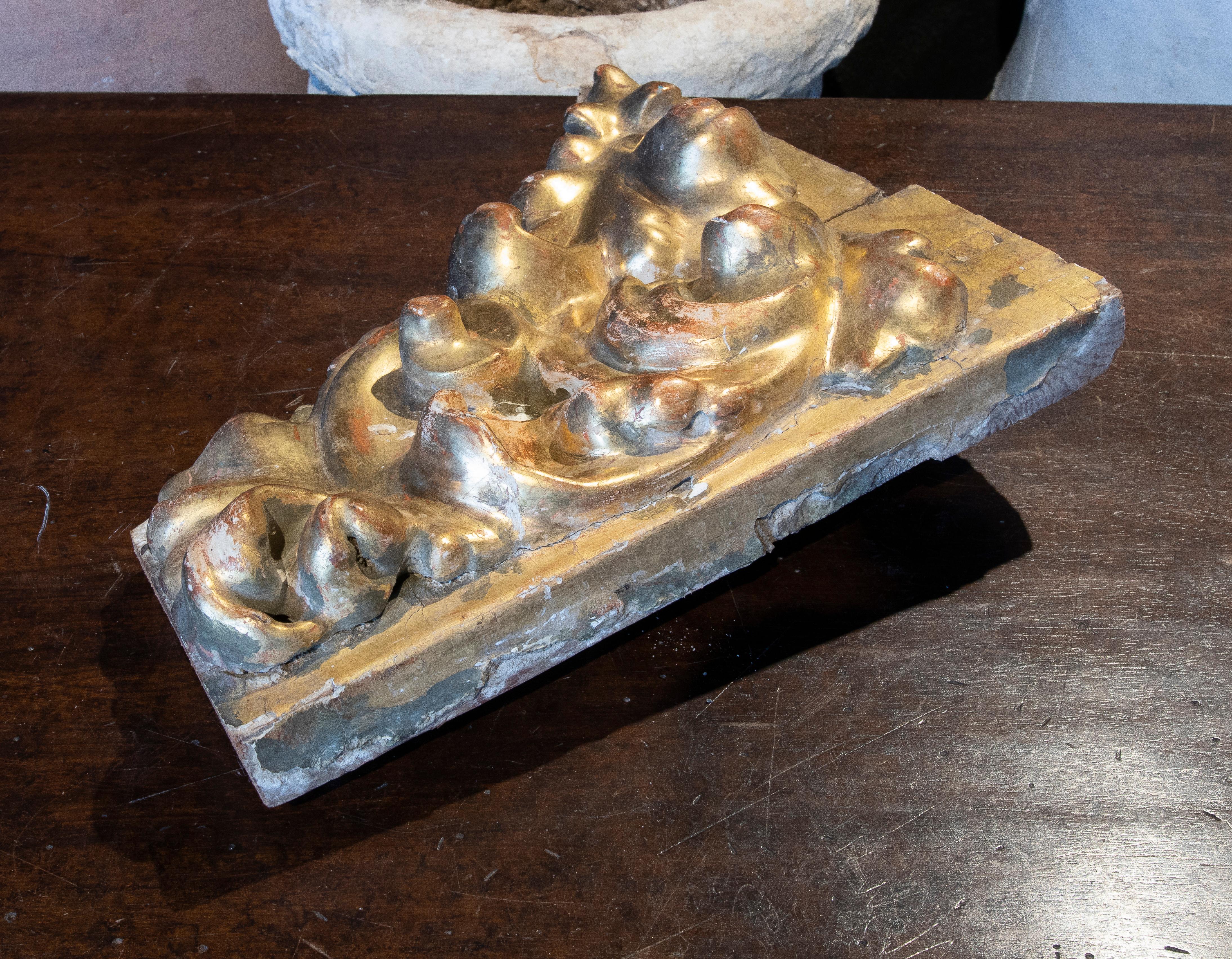 Gold 18th Century Spanish Decorative Finial Carved in Wood  For Sale