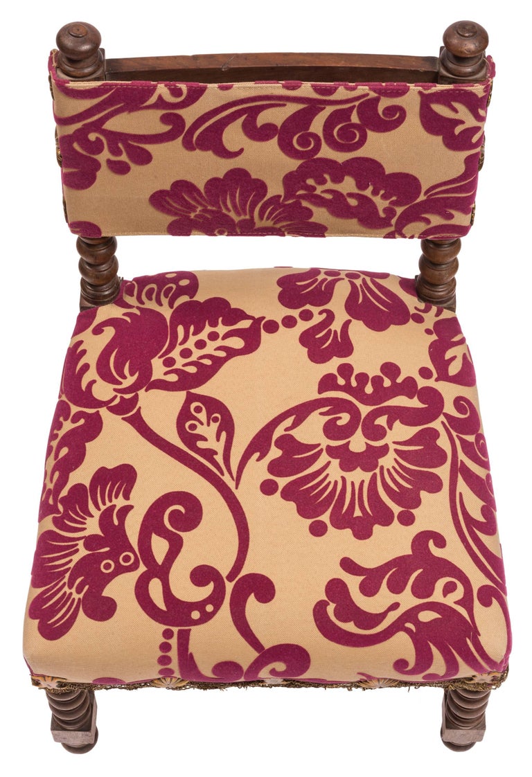 18th Century Spanish Small "Estrado" or Slipper Chair with New