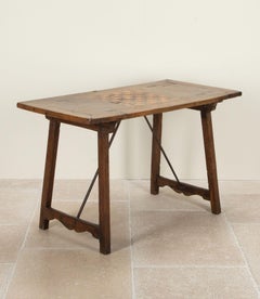 Tavolo da gioco spagnolo del XVIII secolo