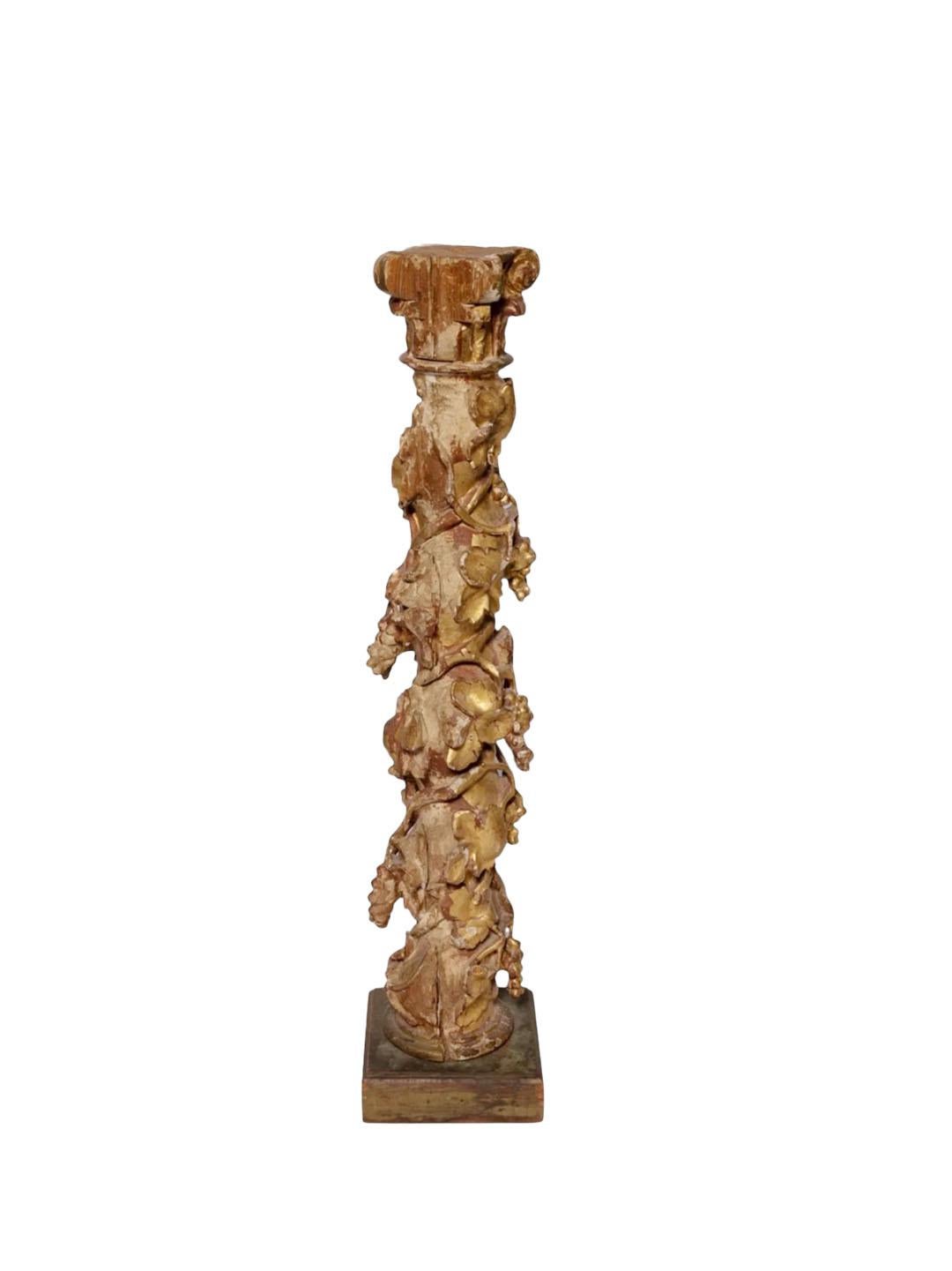 Bois doré Columnes solomoniques dorées espagnoles du 18ème siècle en vente