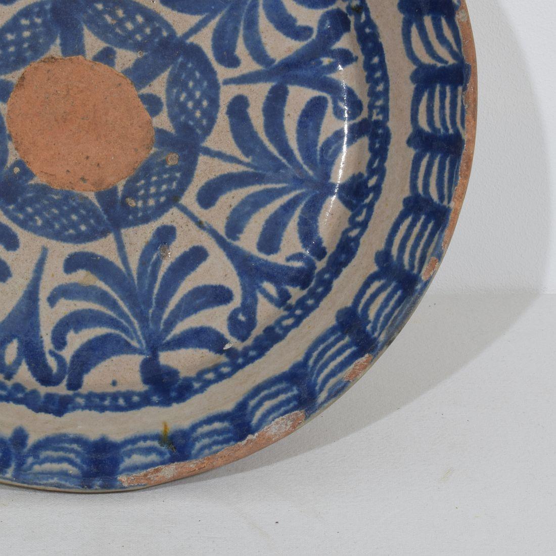 18th Century Spanish Glazed Terracotta Bowl For Sale 5