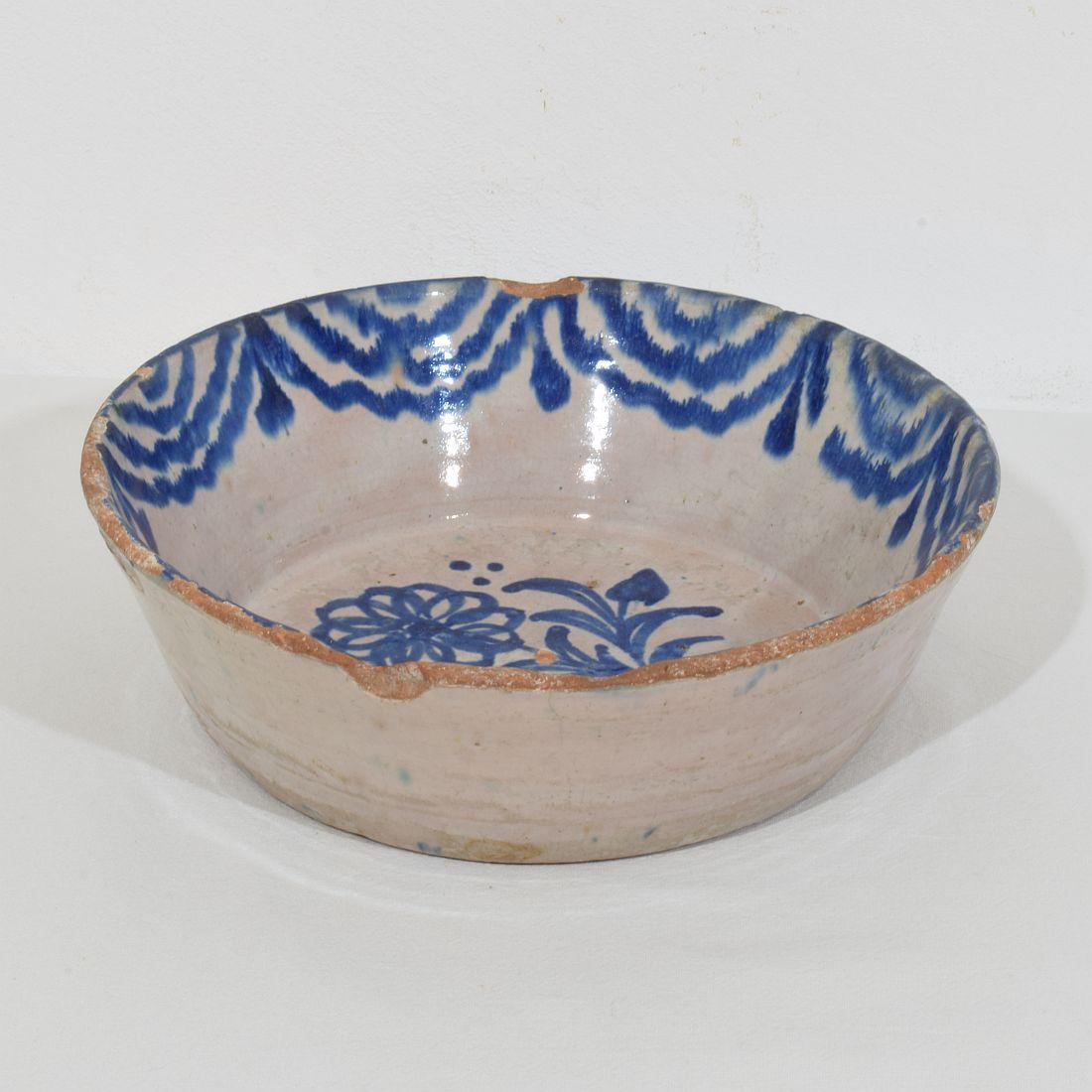 18th Century Spanish Glazed Terracotta Bowl For Sale 5