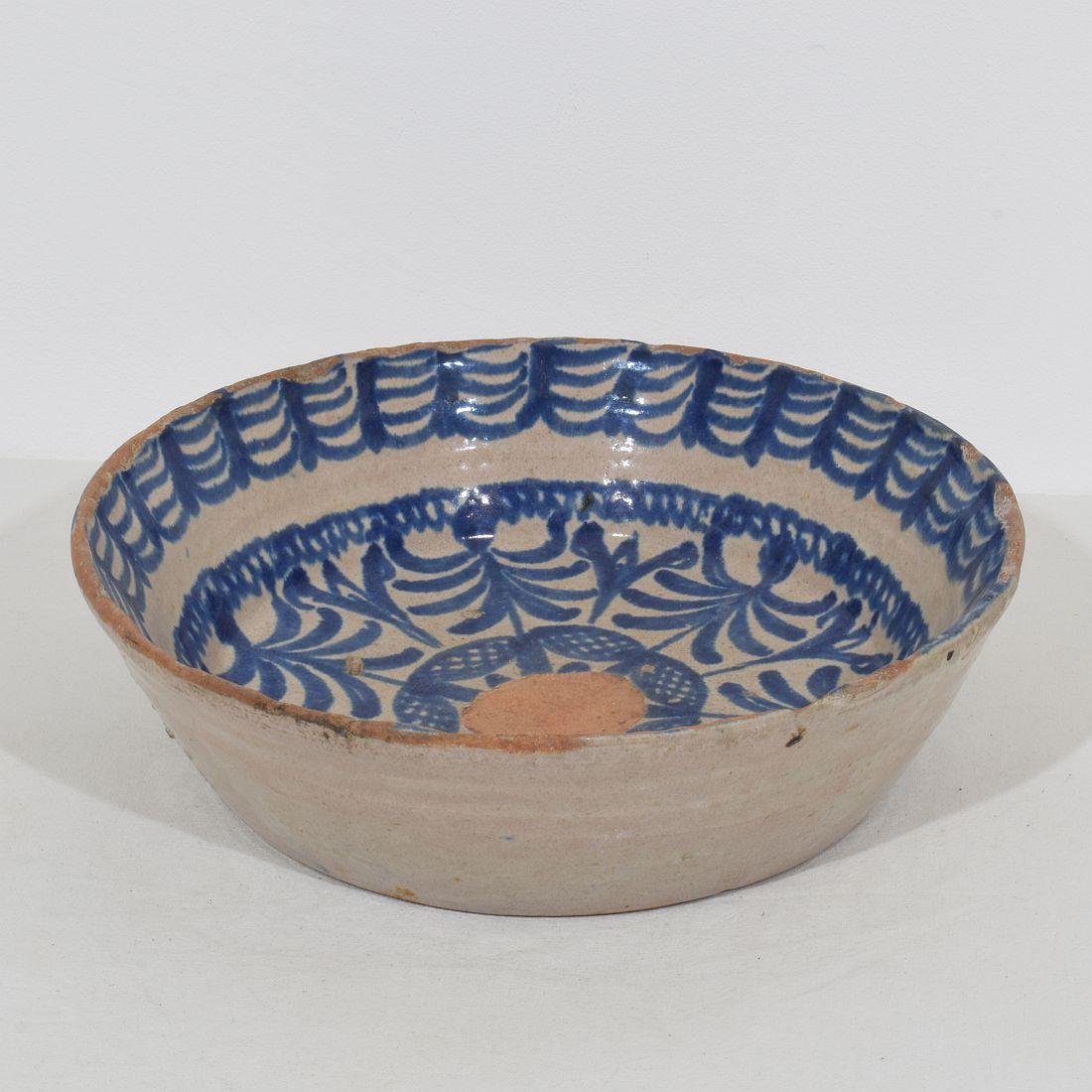 18th Century Spanish Glazed Terracotta Bowl For Sale 1