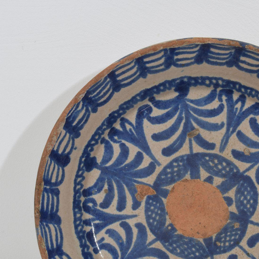 18th Century Spanish Glazed Terracotta Bowl For Sale 2