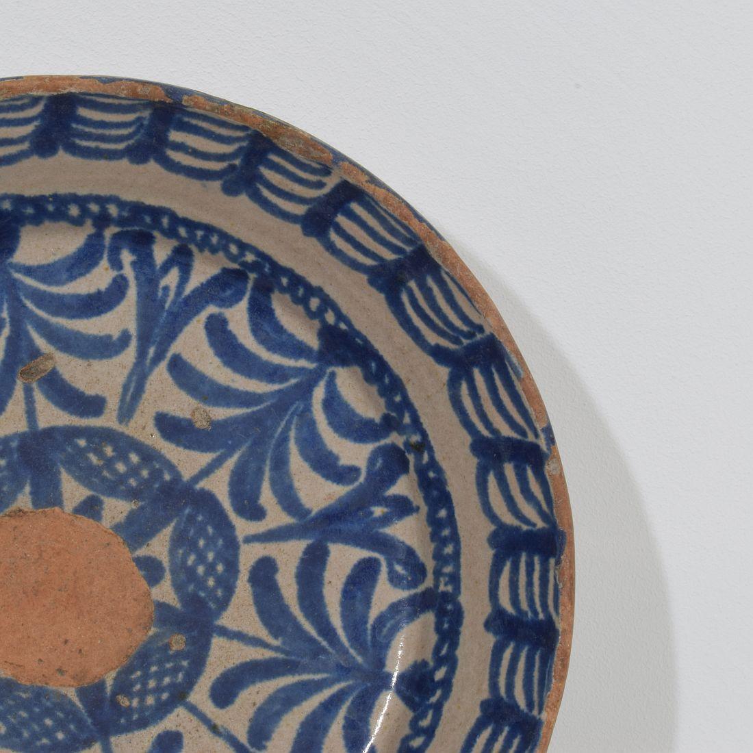 18th Century Spanish Glazed Terracotta Bowl For Sale 3