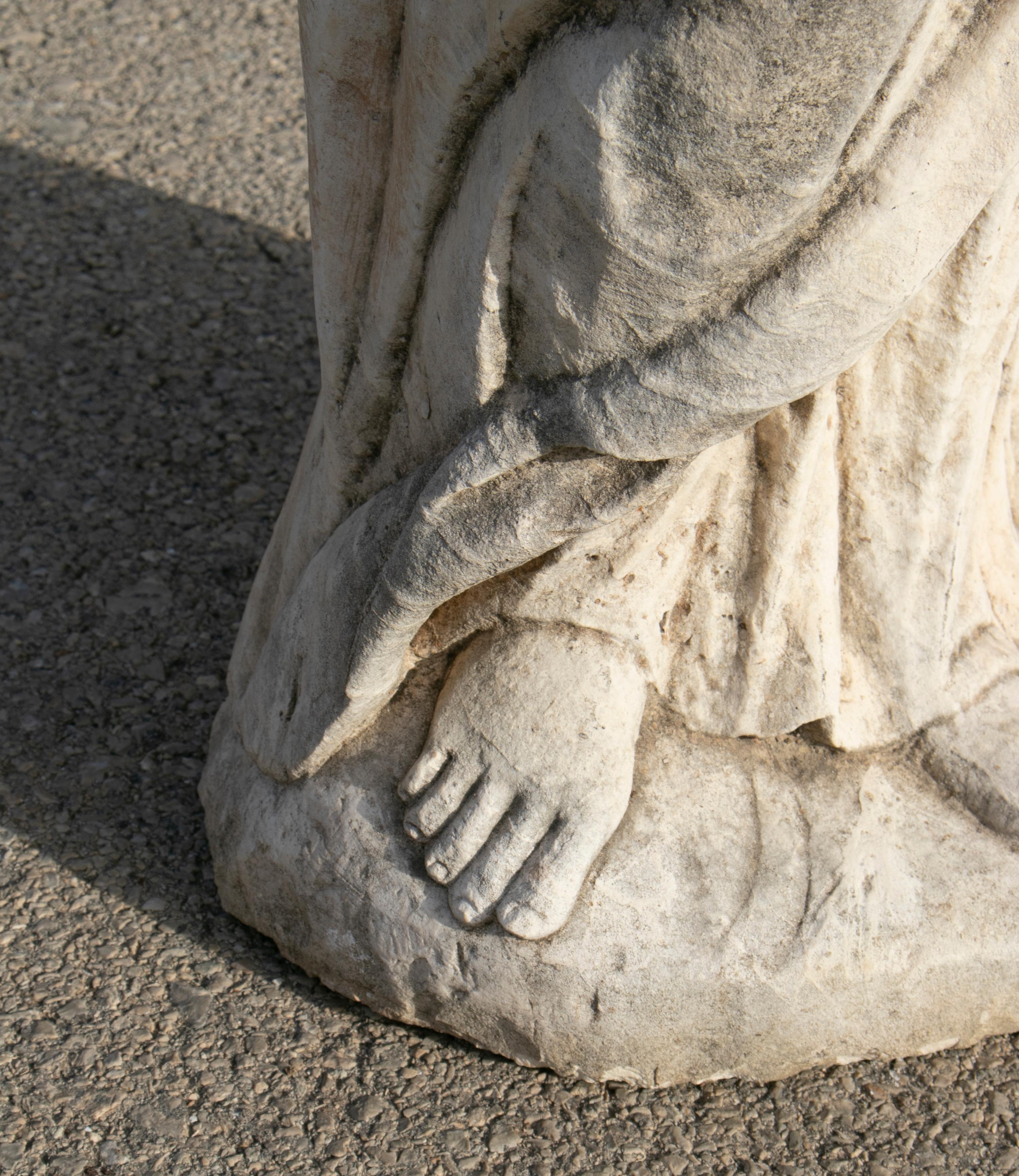 spanische handgeschnitzte Steinskulptur der Heiligen Katharina von Palma aus dem 18 im Angebot 4