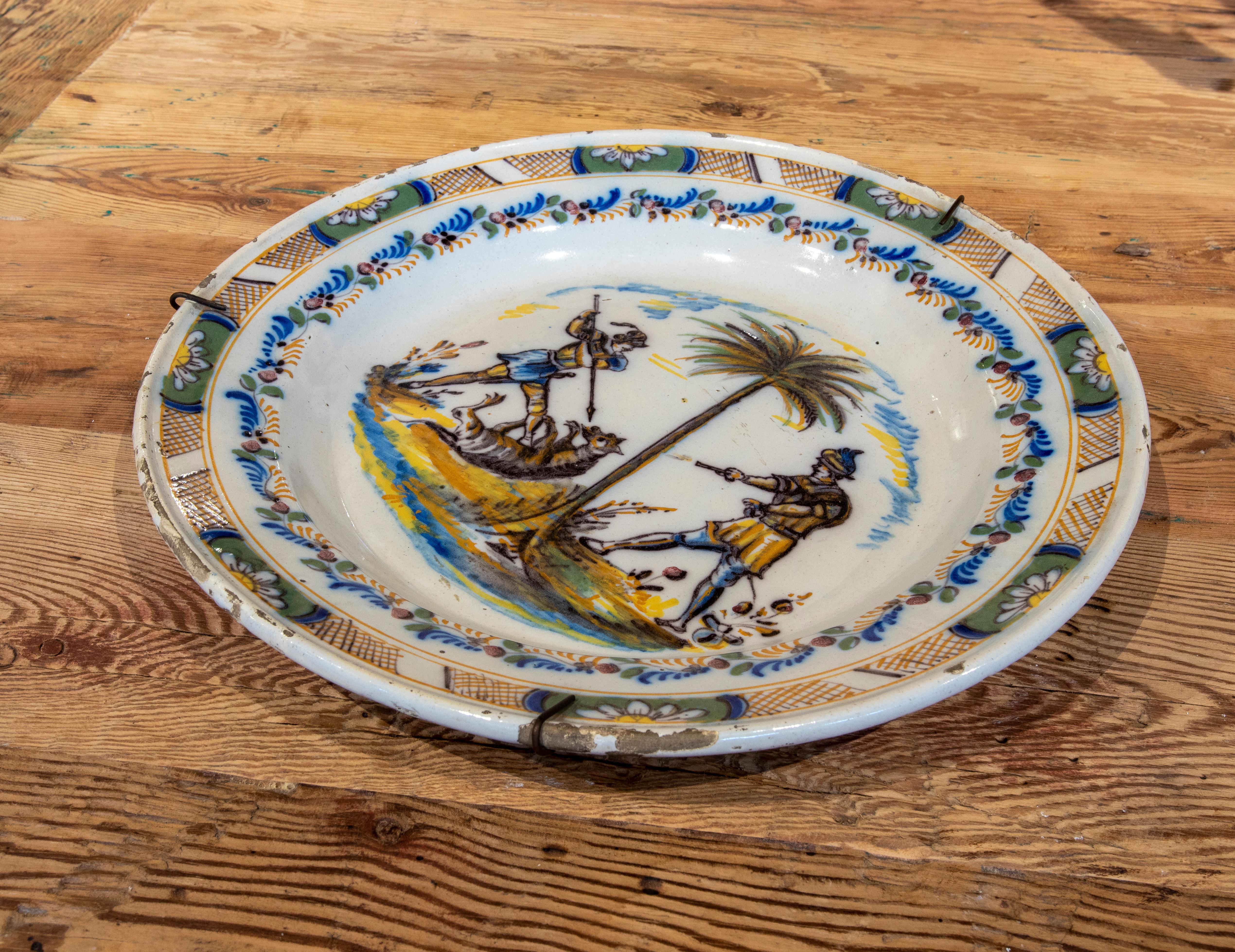 18th Century Spanish, Hand-Painted Glazed Ceramic Plate from Triana For Sale 7