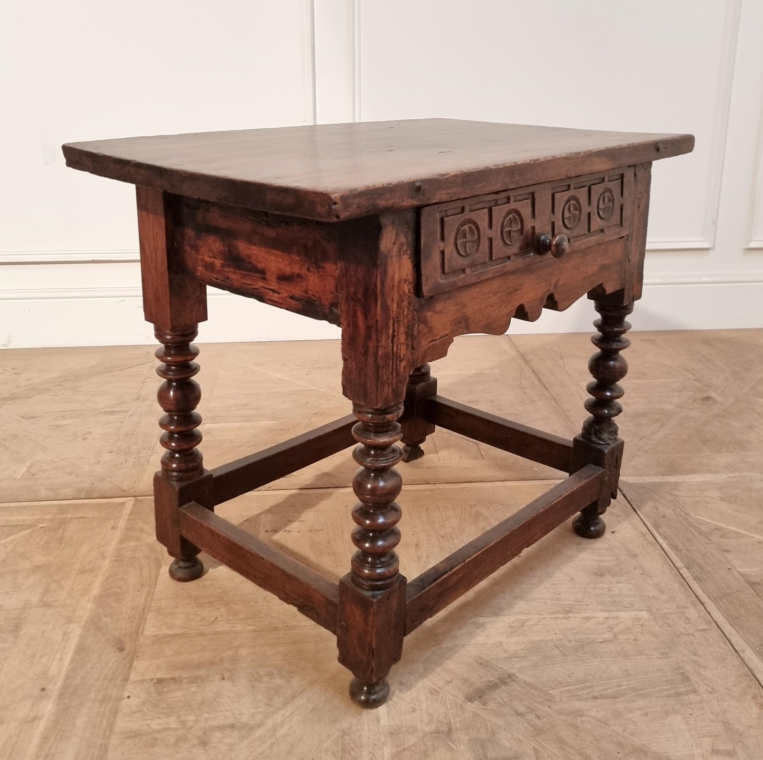 Walnut 18th Century Spanish Lamp Table