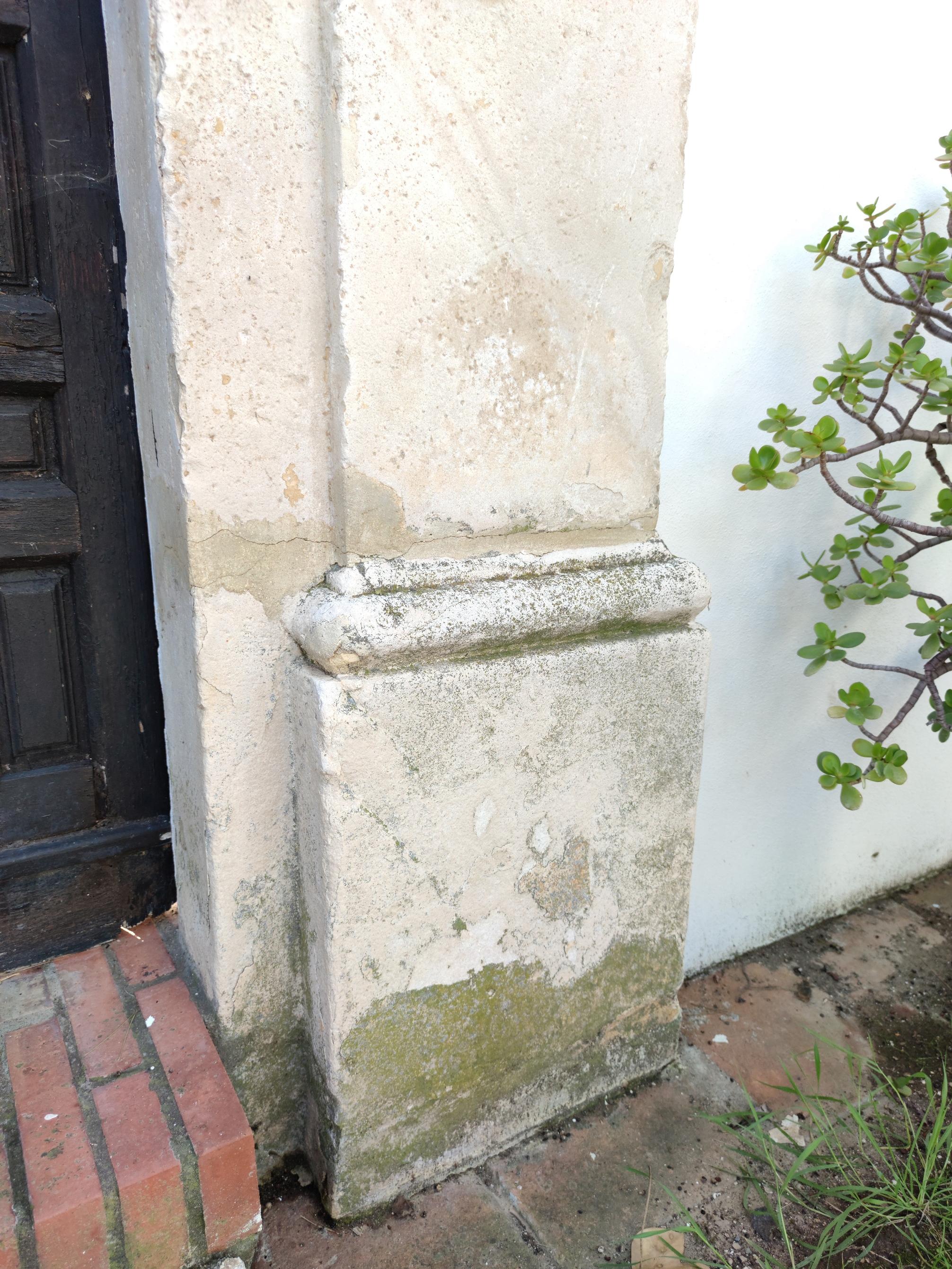 18th Century Spanish Limestone Stately Entrance Surround 12