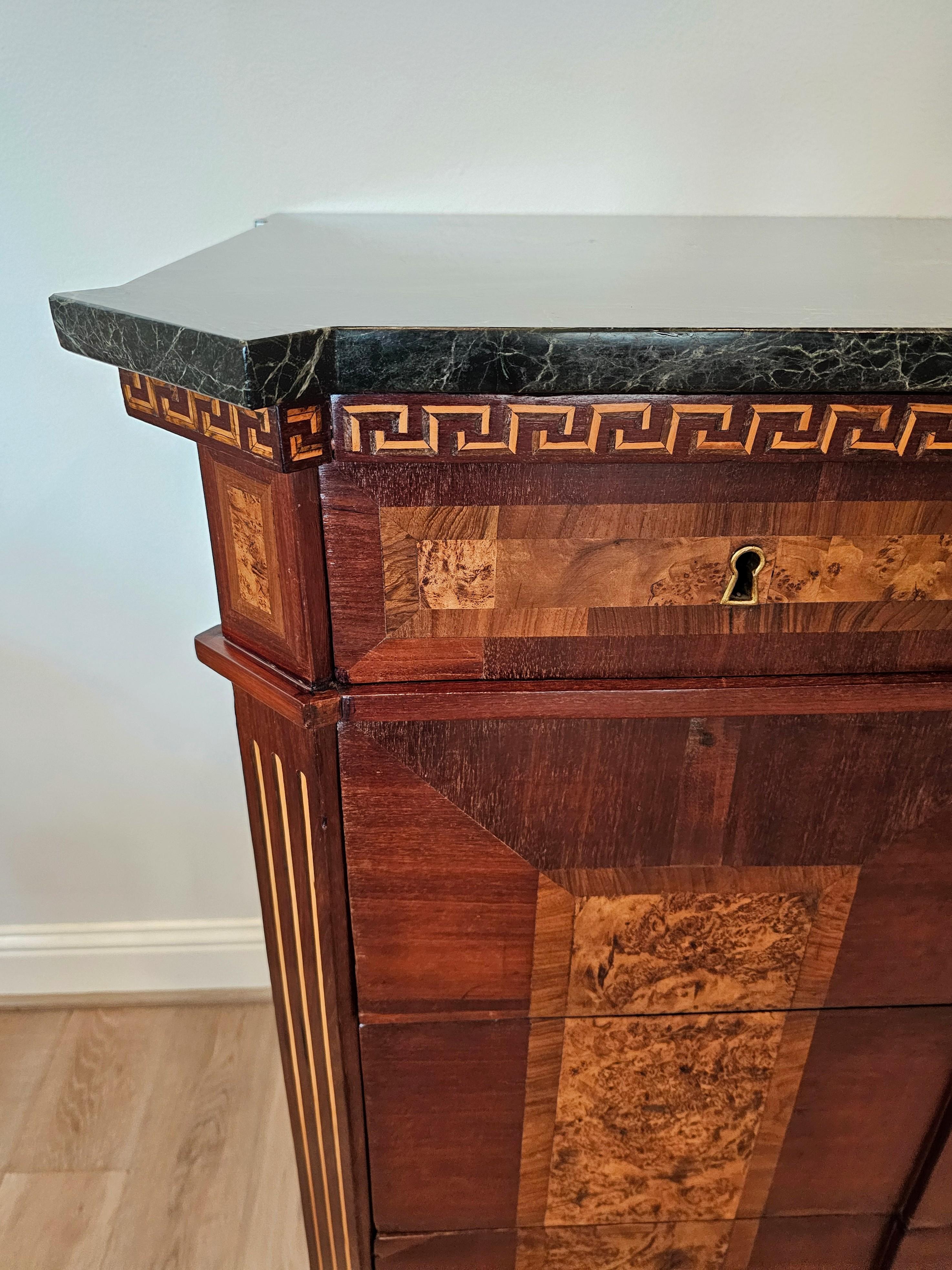 18th Century Spanish Neo-classical Mahogany Marquetry Chest Of Drawers Commode 9