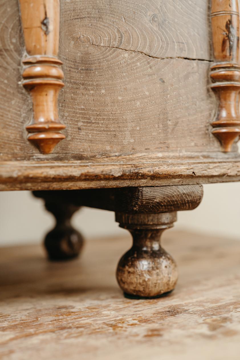 18th Century Spanish Oak Box 6