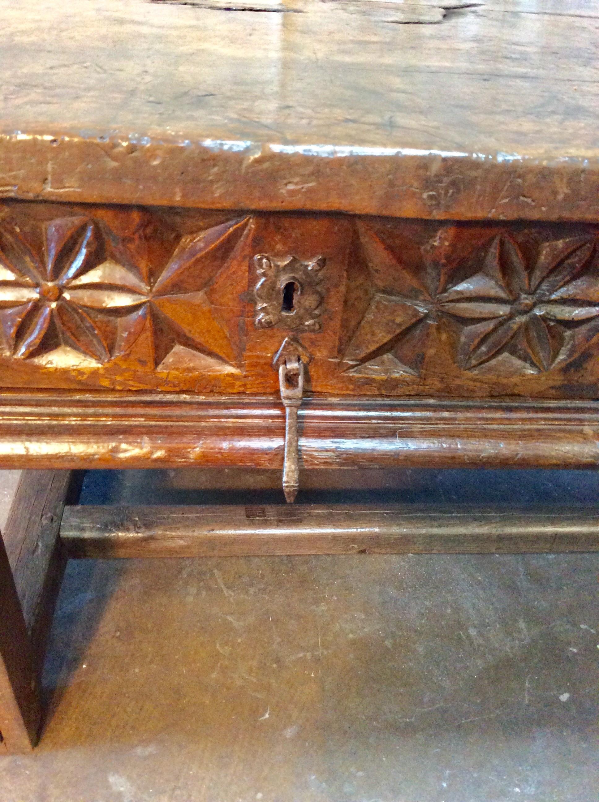 18th Century Spanish Oak Console Table In Good Condition For Sale In Burton, TX