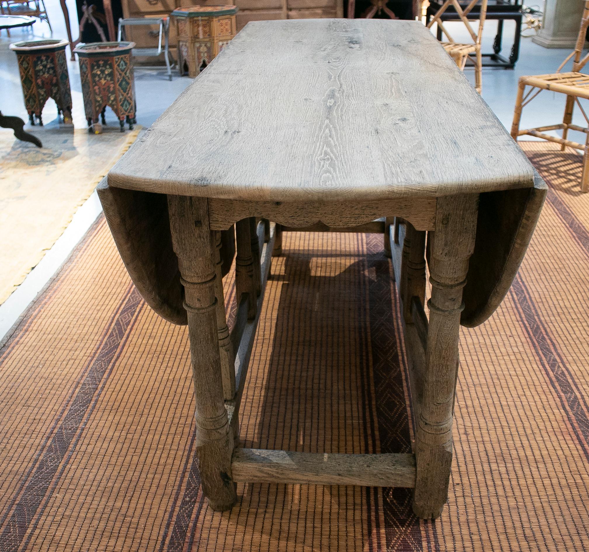 18th Century Spanish Oak Round Folding Table 2